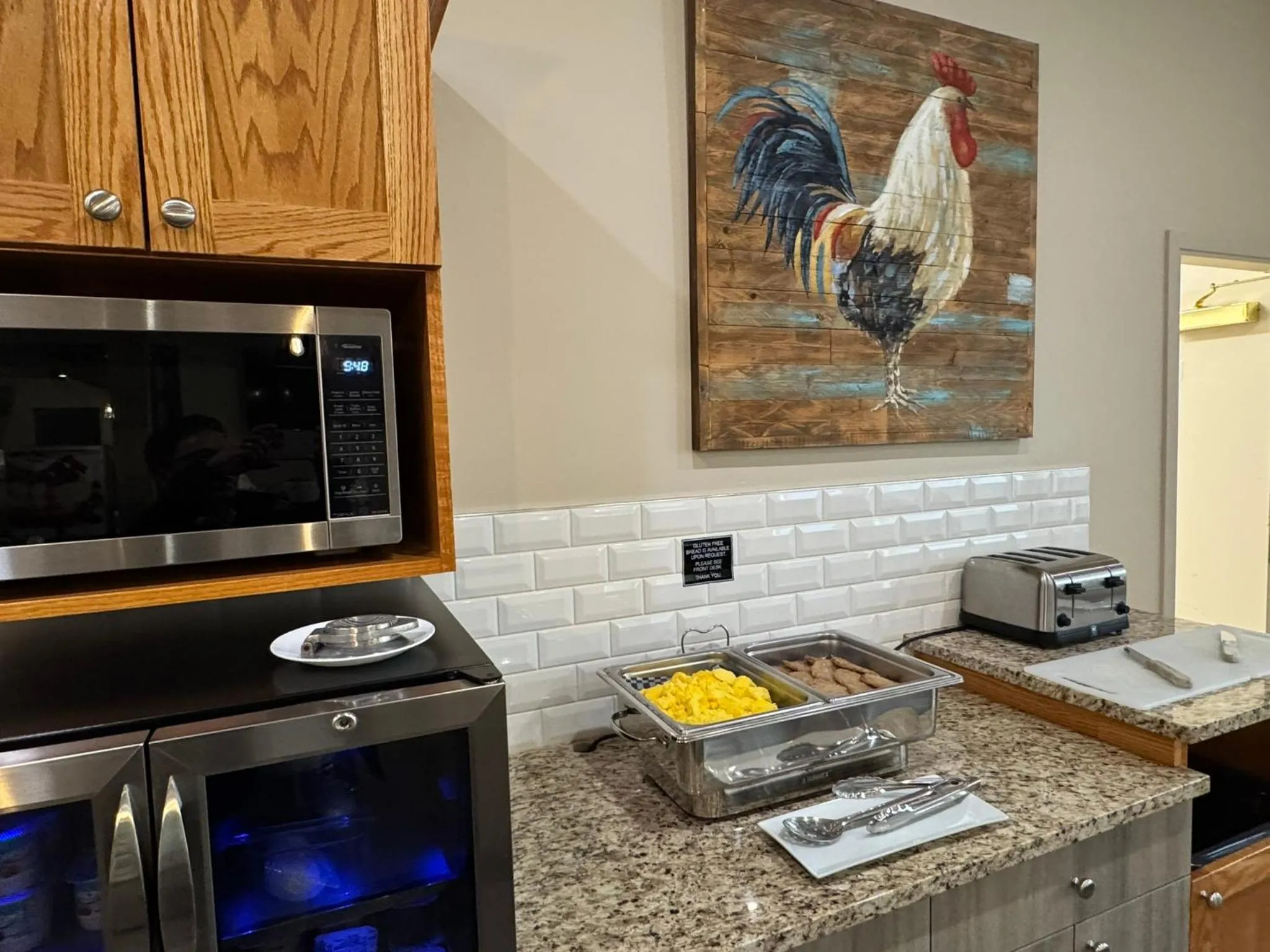 Breakfast in Western Budget Motel Leduc #3