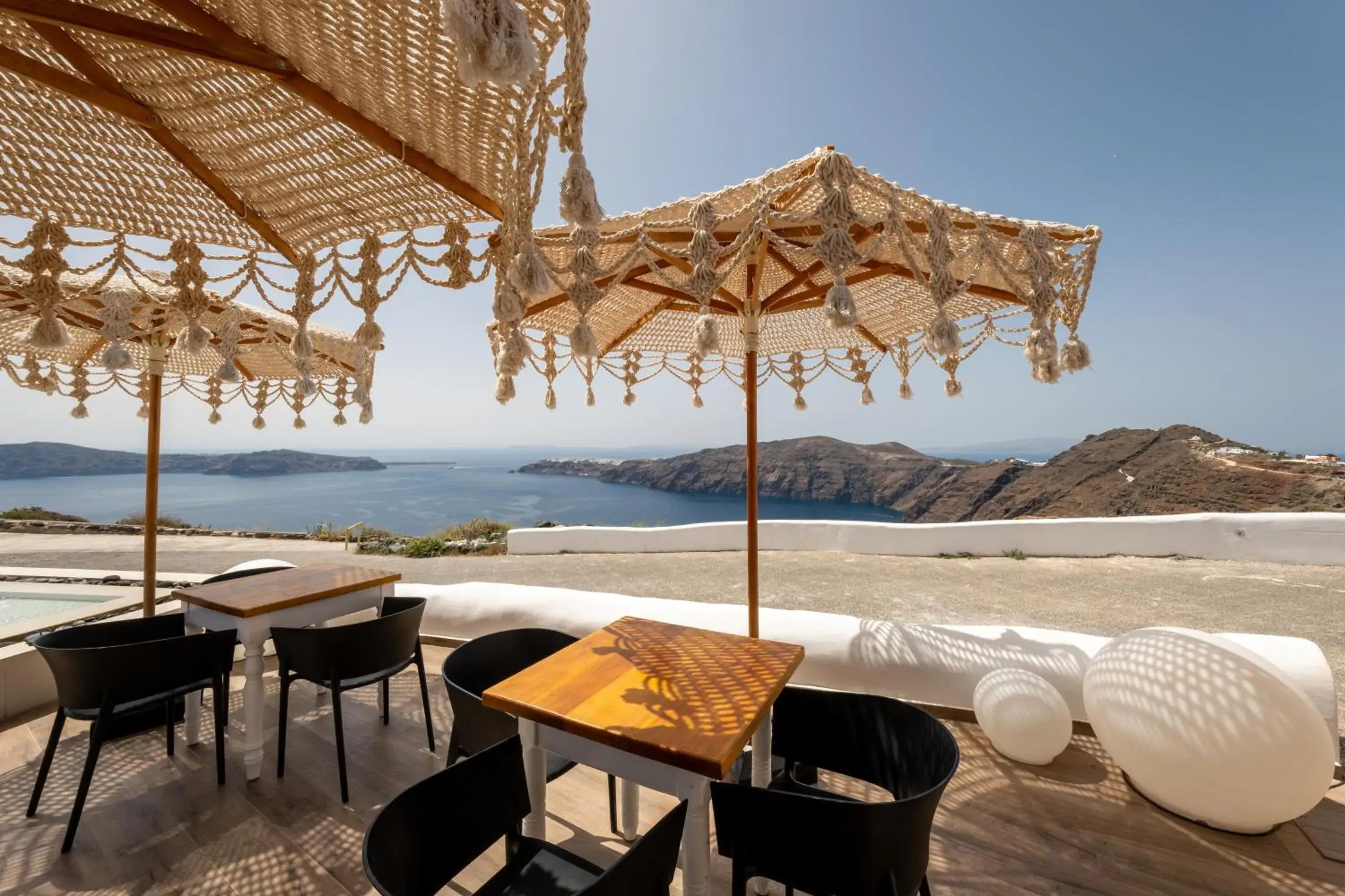 Restaurant/places to eat in Amaze Suites Restaurant/places to eat in Amaze Suites