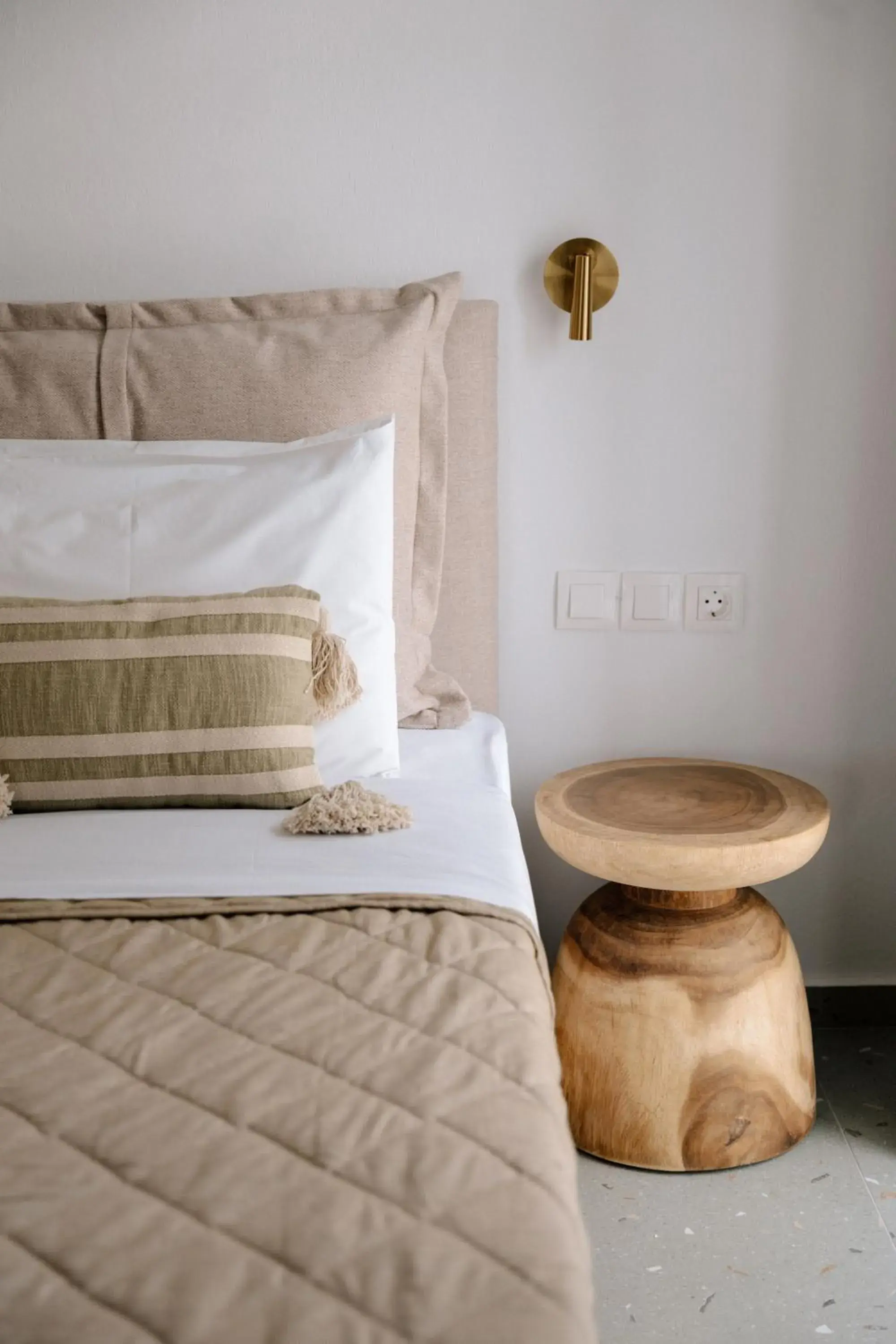 Two-Bedroom Family Room with Sea View in Pnoi Hotel Two-Bedroom Family Room with Sea View in Pnoi Hotel