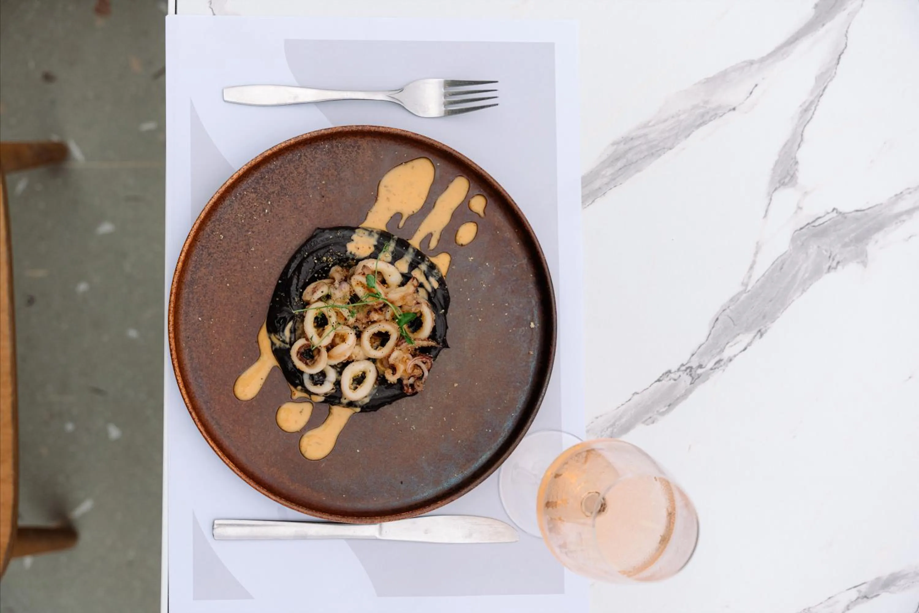 Food and drinks in Pnoi Hotel