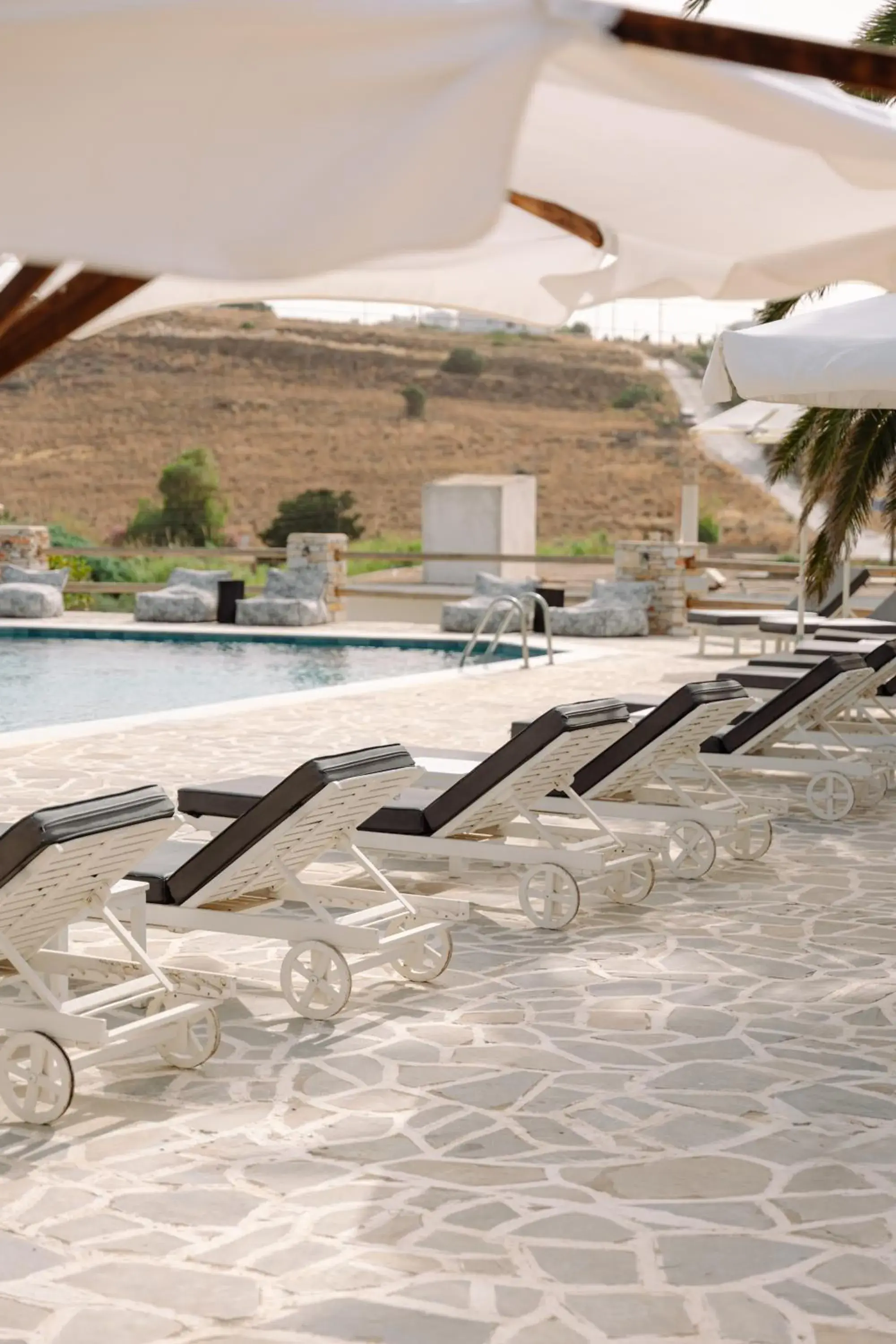 Pool view in Pnoi Hotel Pool view in Pnoi Hotel