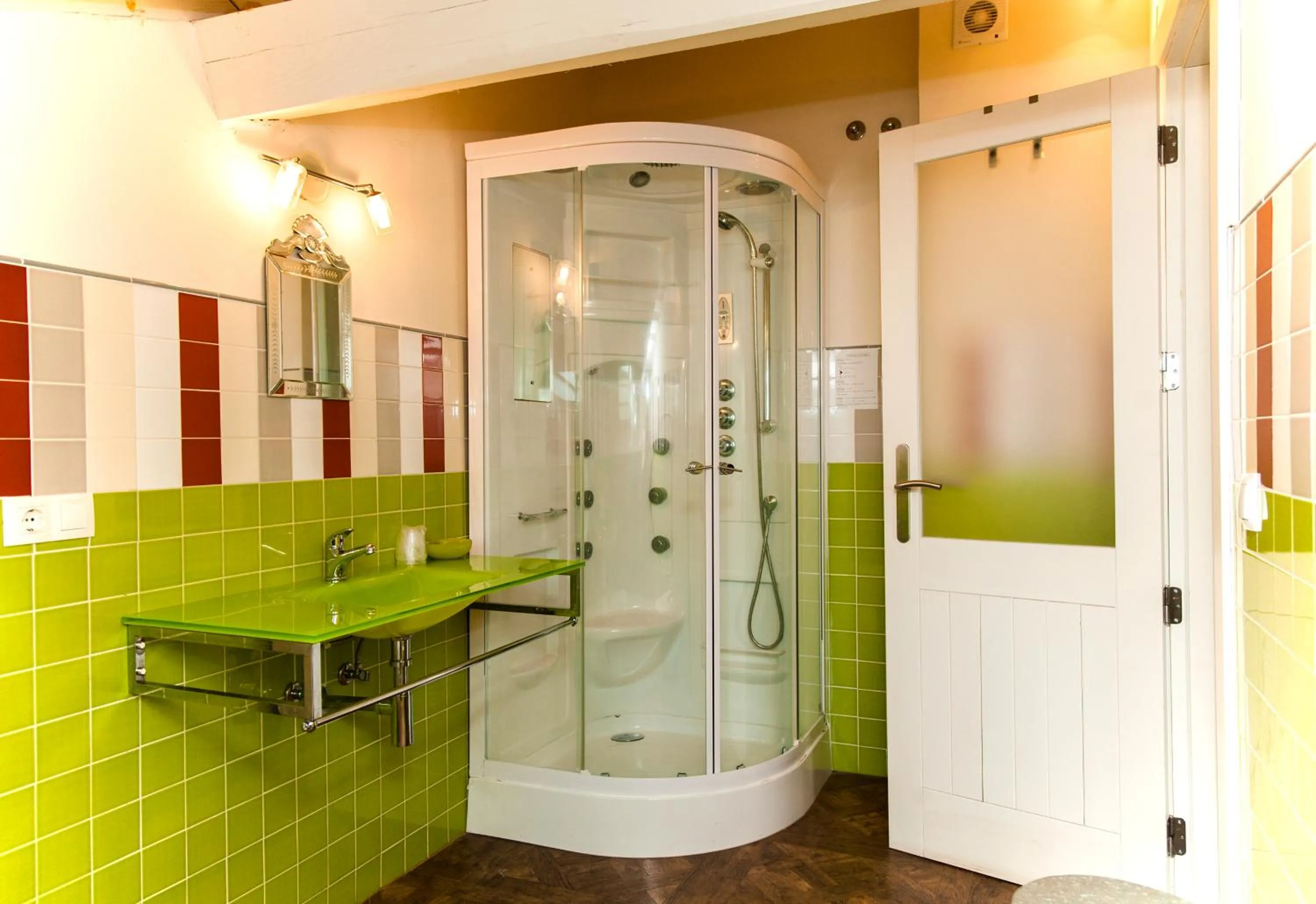 Bathroom in Abadía San Martín