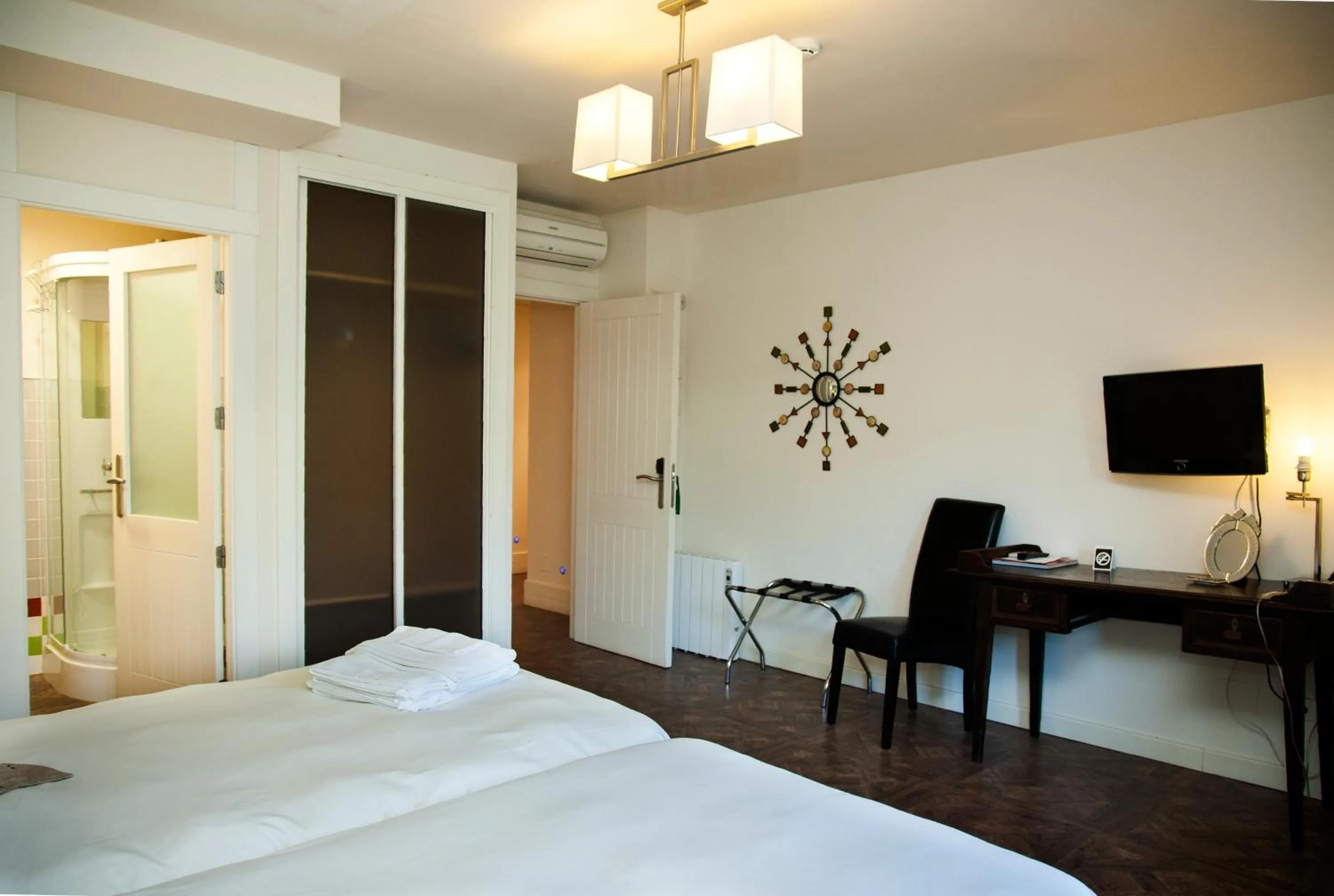 Bedroom, Bed in Abadía San Martín