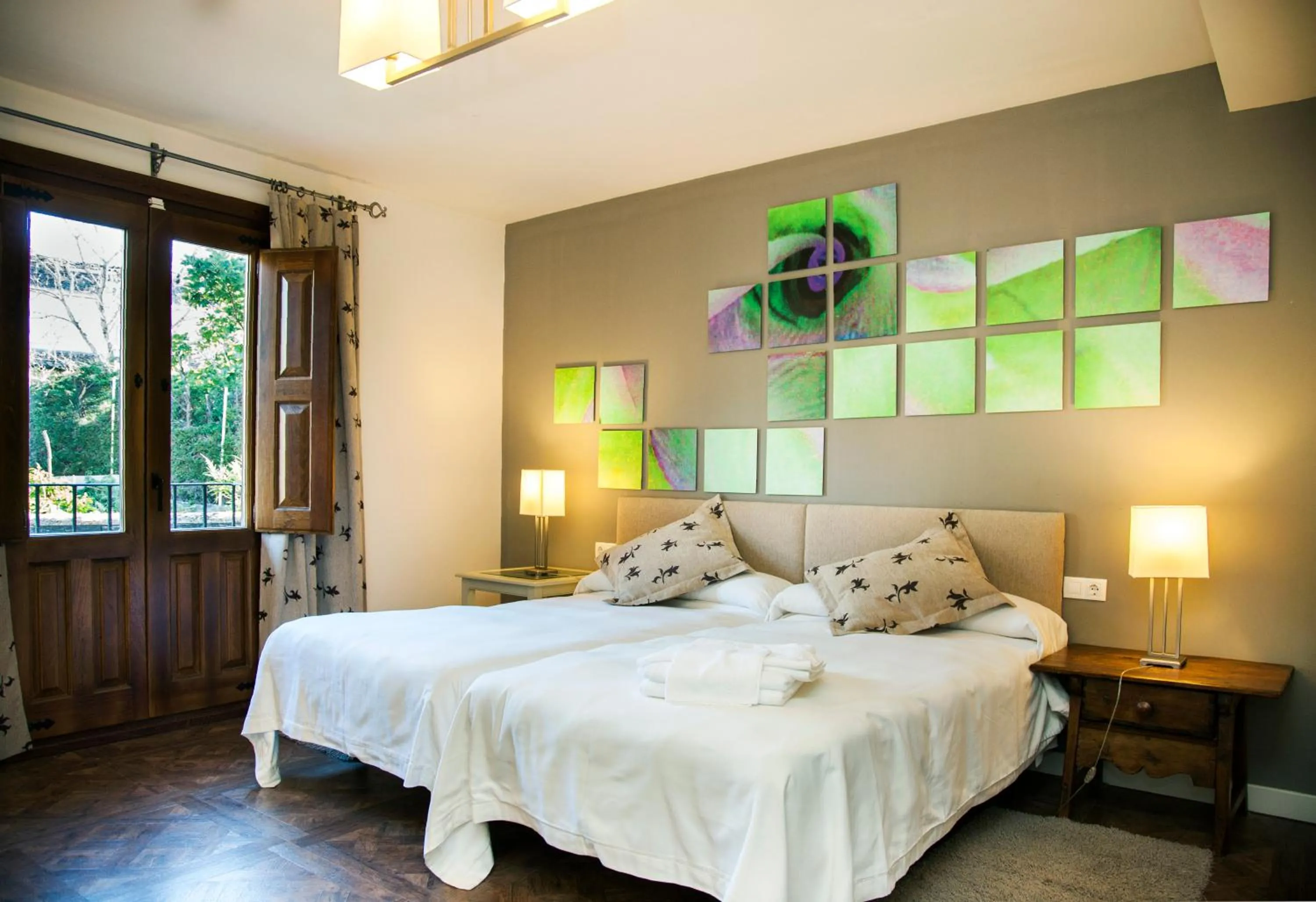 Bedroom, Bed in Abadía San Martín