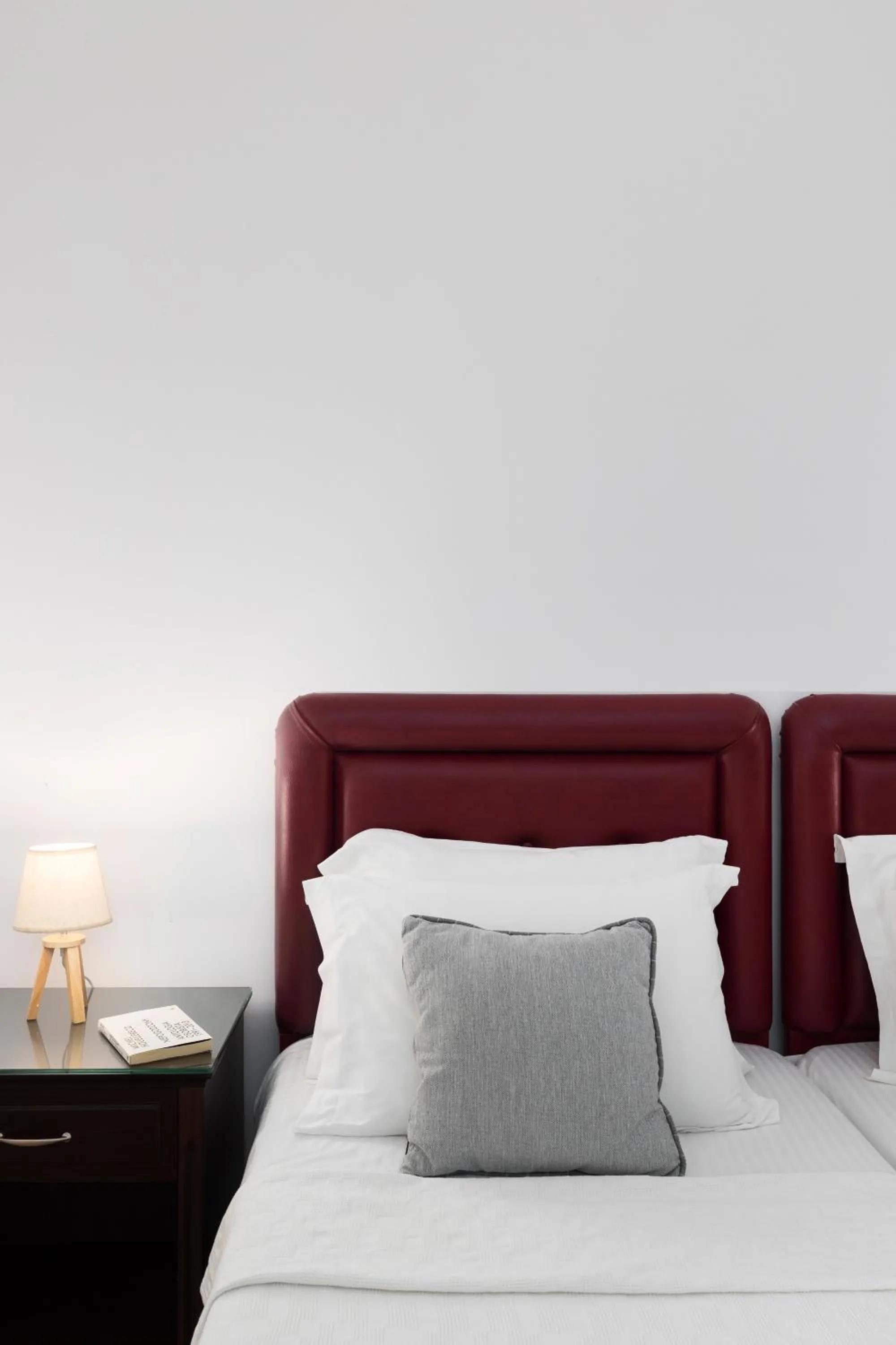 Property building, Bed in Kymata Hotel