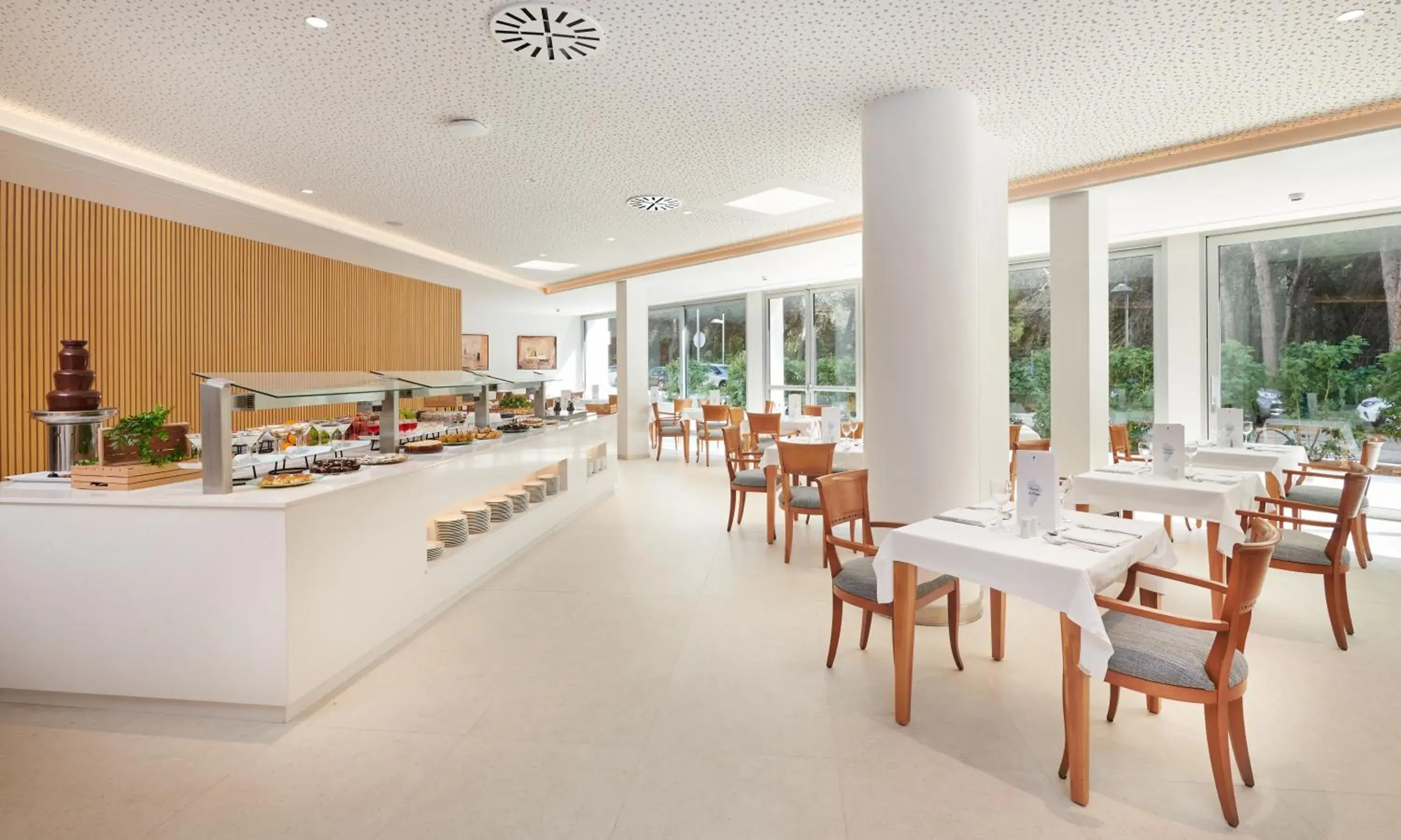 Restaurant/places to eat in Hipotels Bahía Grande Aparthotel Restaurant/places to eat in Hipotels Bahía Grande Aparthotel