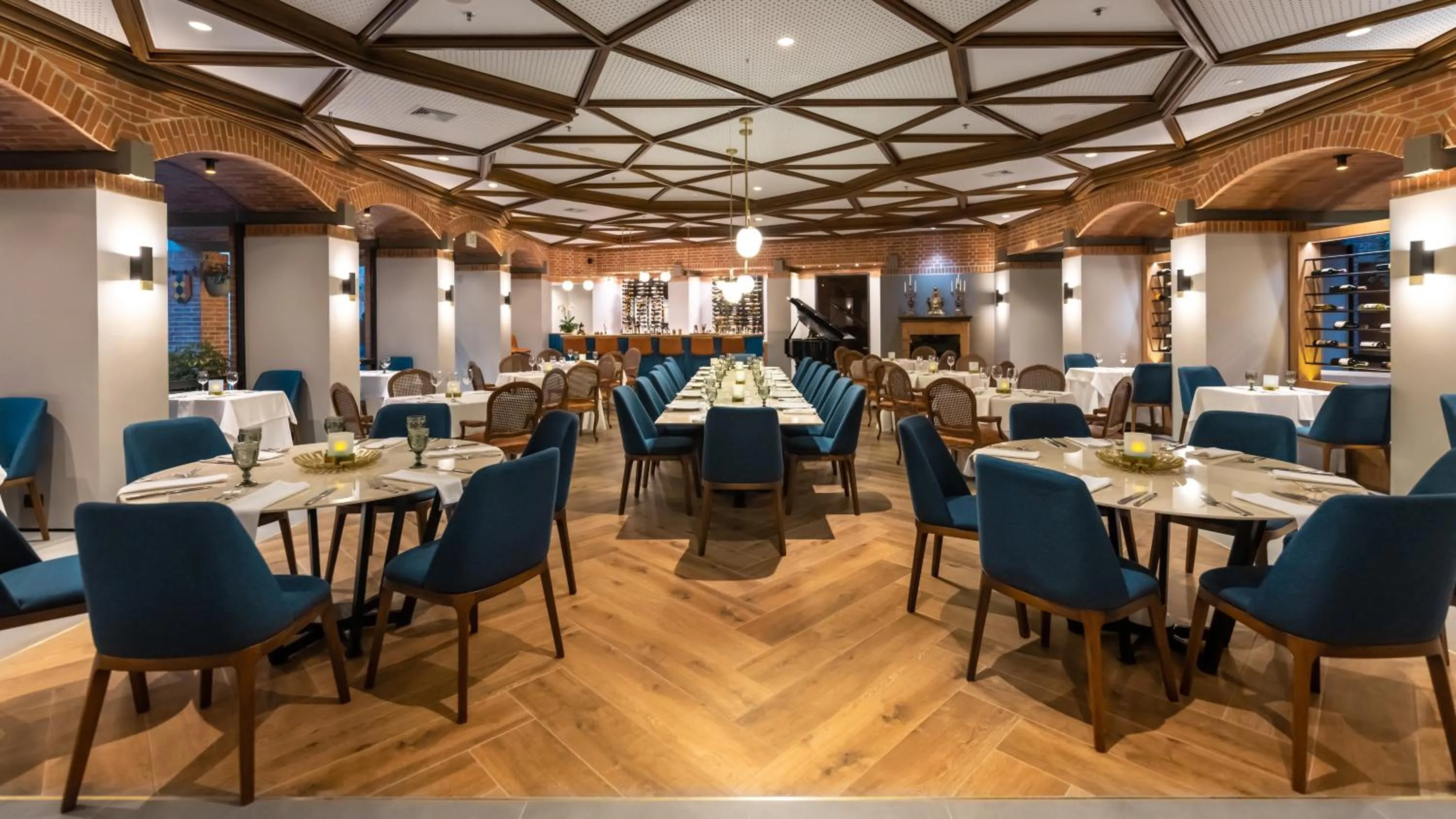 Restaurant/places to eat in Hotel Estelar La Fontana