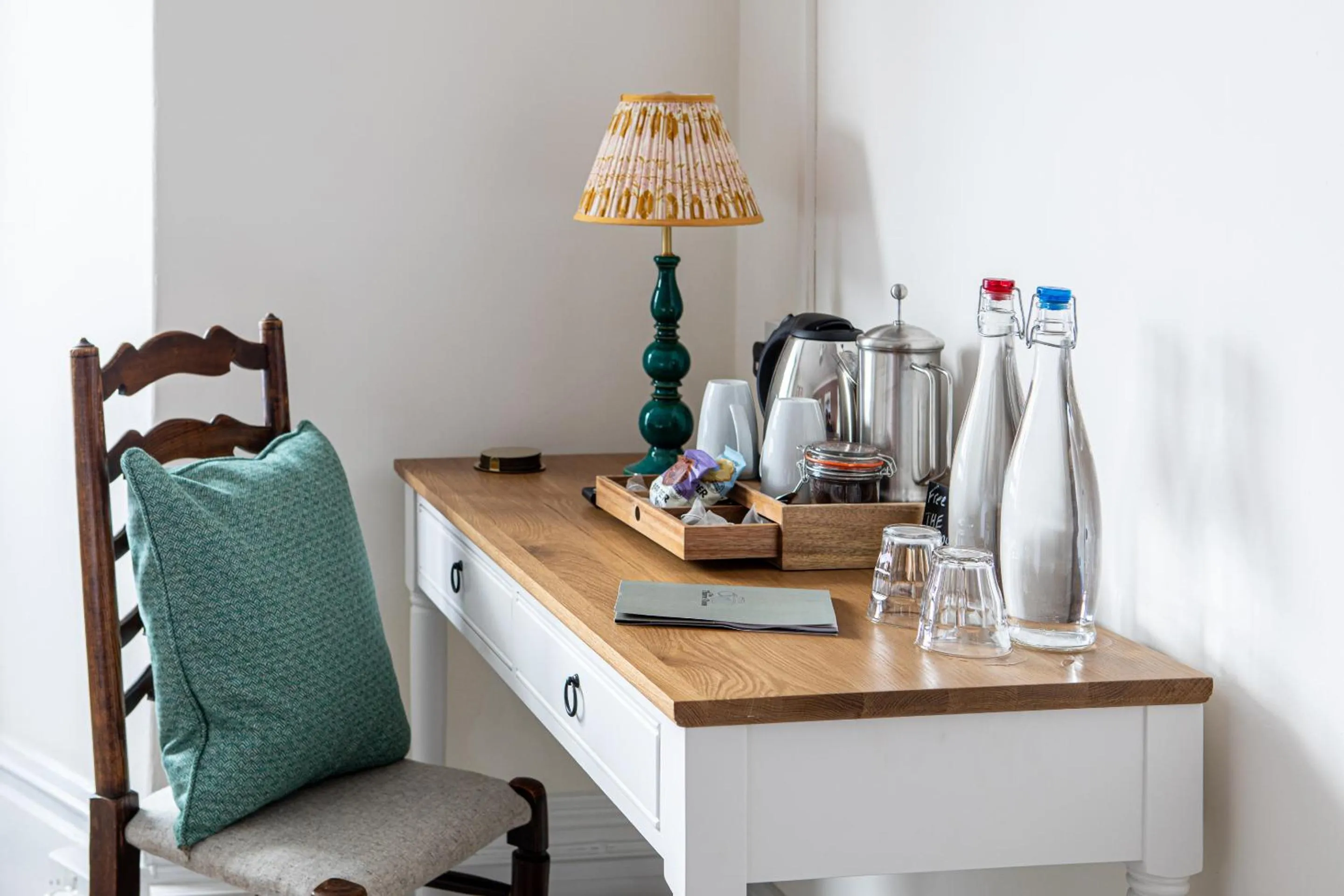 Bedroom in The Three Tuns