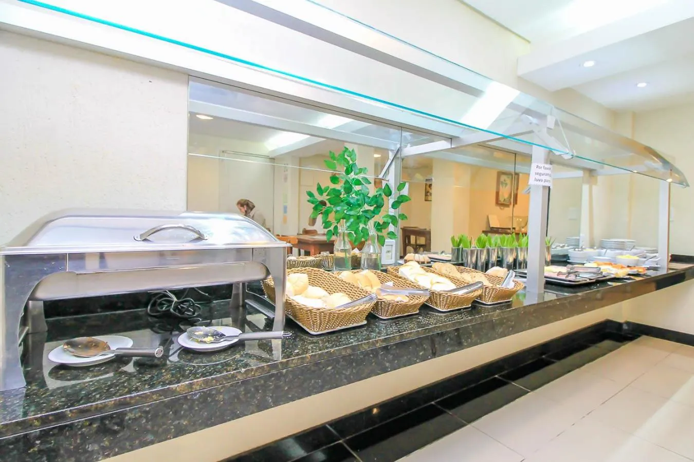 Breakfast in Coral Express, próximo a Hospital Mae de Deus, IPIRANGA Instituto de Cardiologia