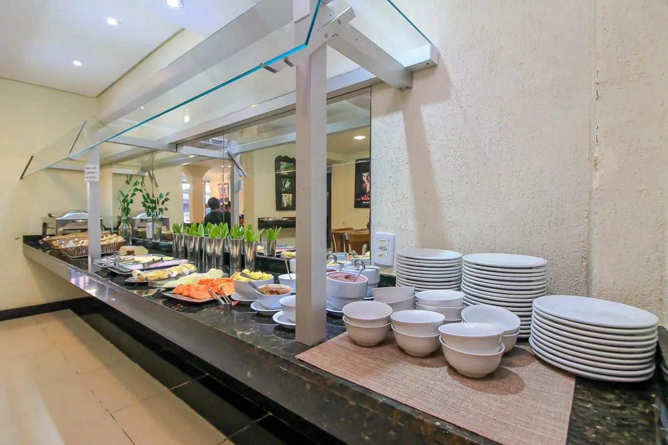 Breakfast in Coral Express, próximo a Hospital Mae de Deus, IPIRANGA Instituto de Cardiologia