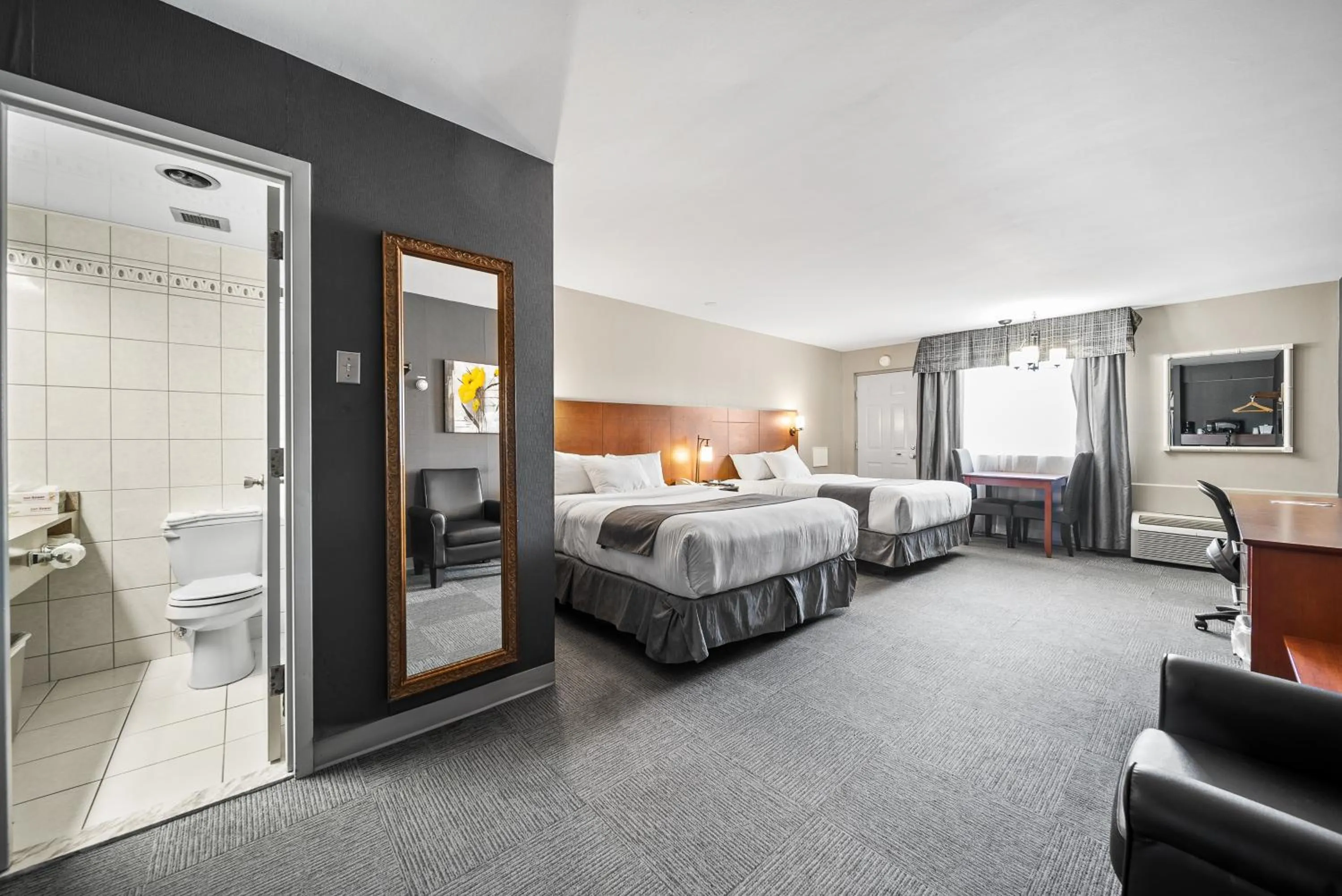 Photo of the whole room, Bed in Hotel-Motel Coconut