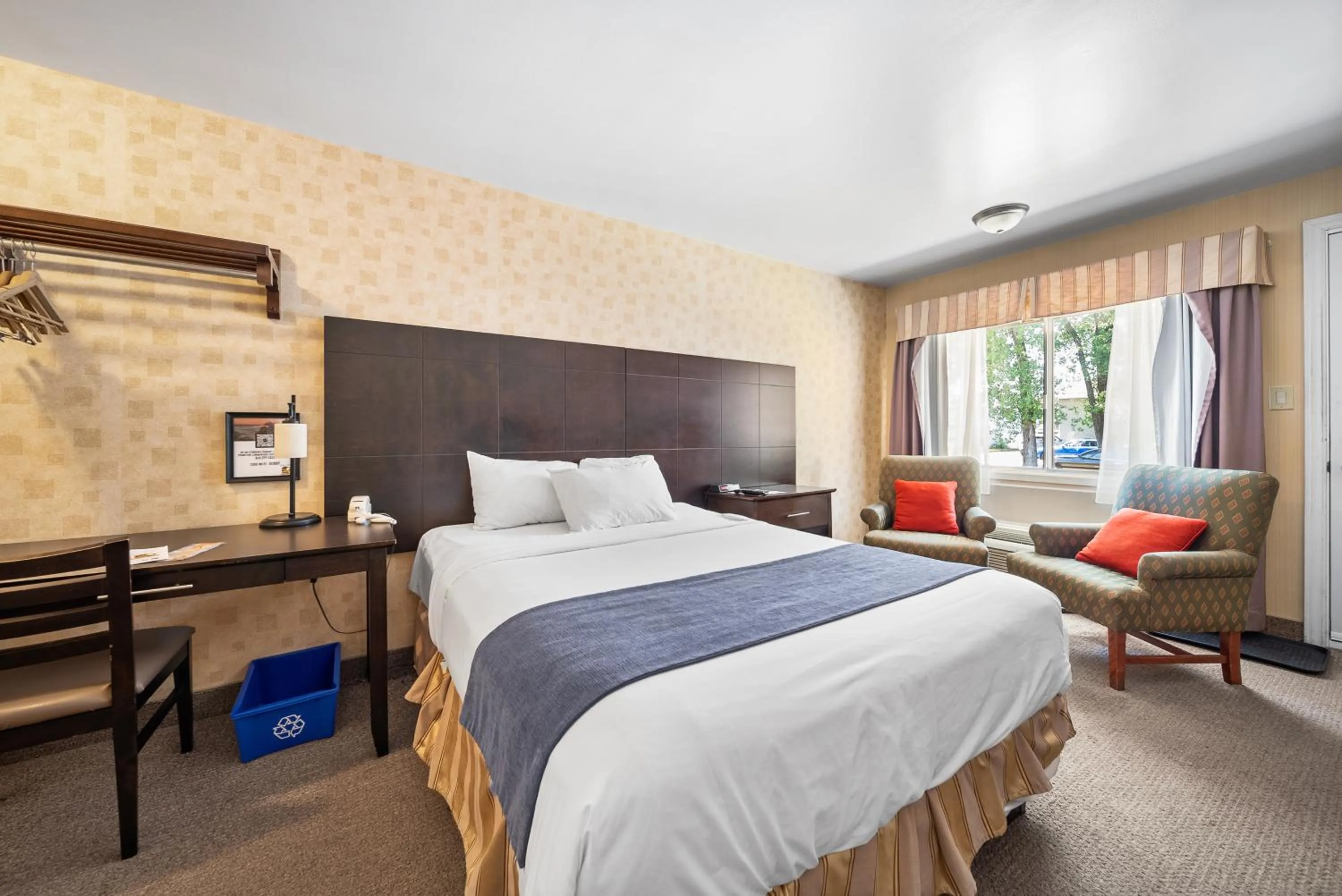 Bed in Hotel-Motel Coconut