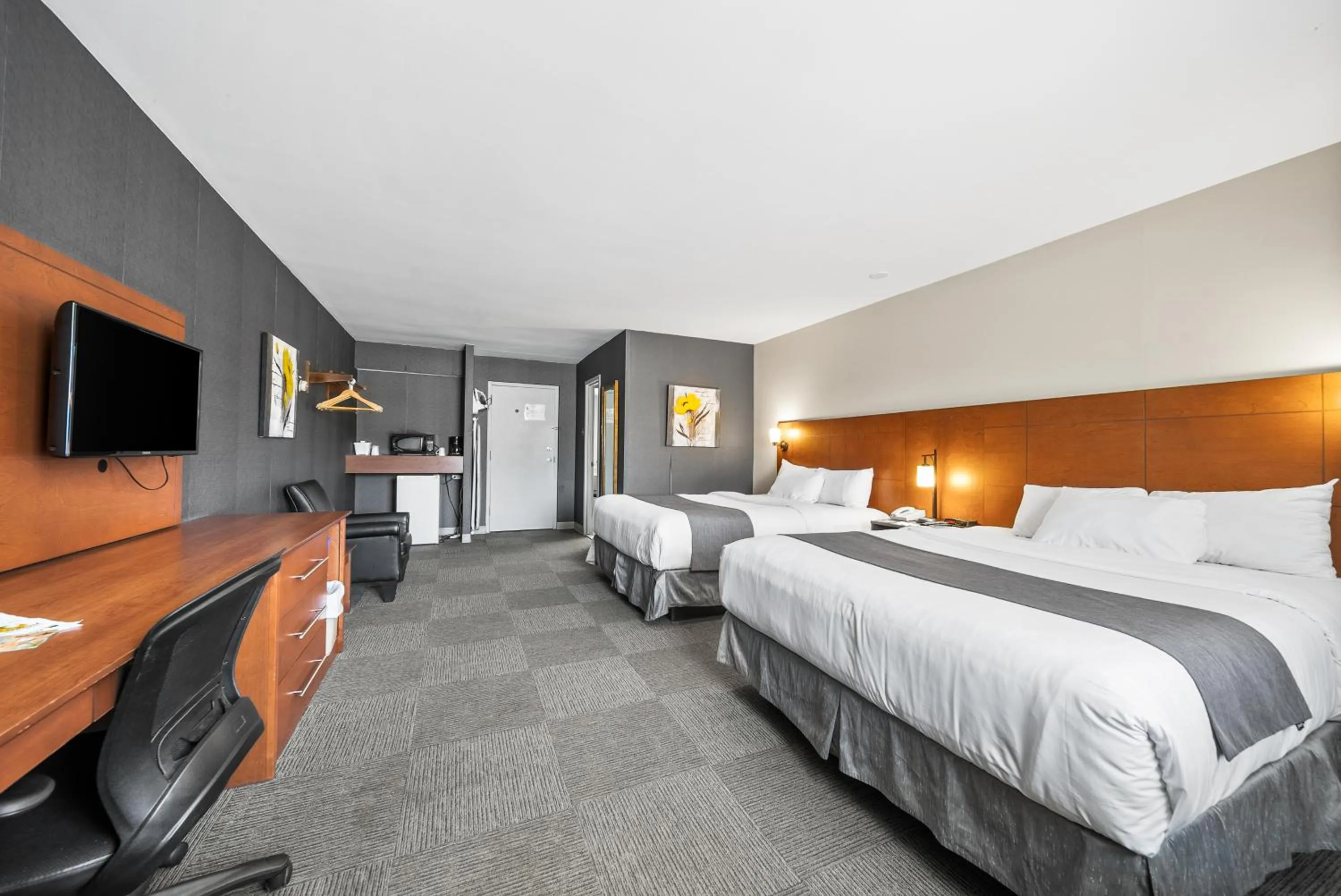 Bed in Hotel-Motel Coconut