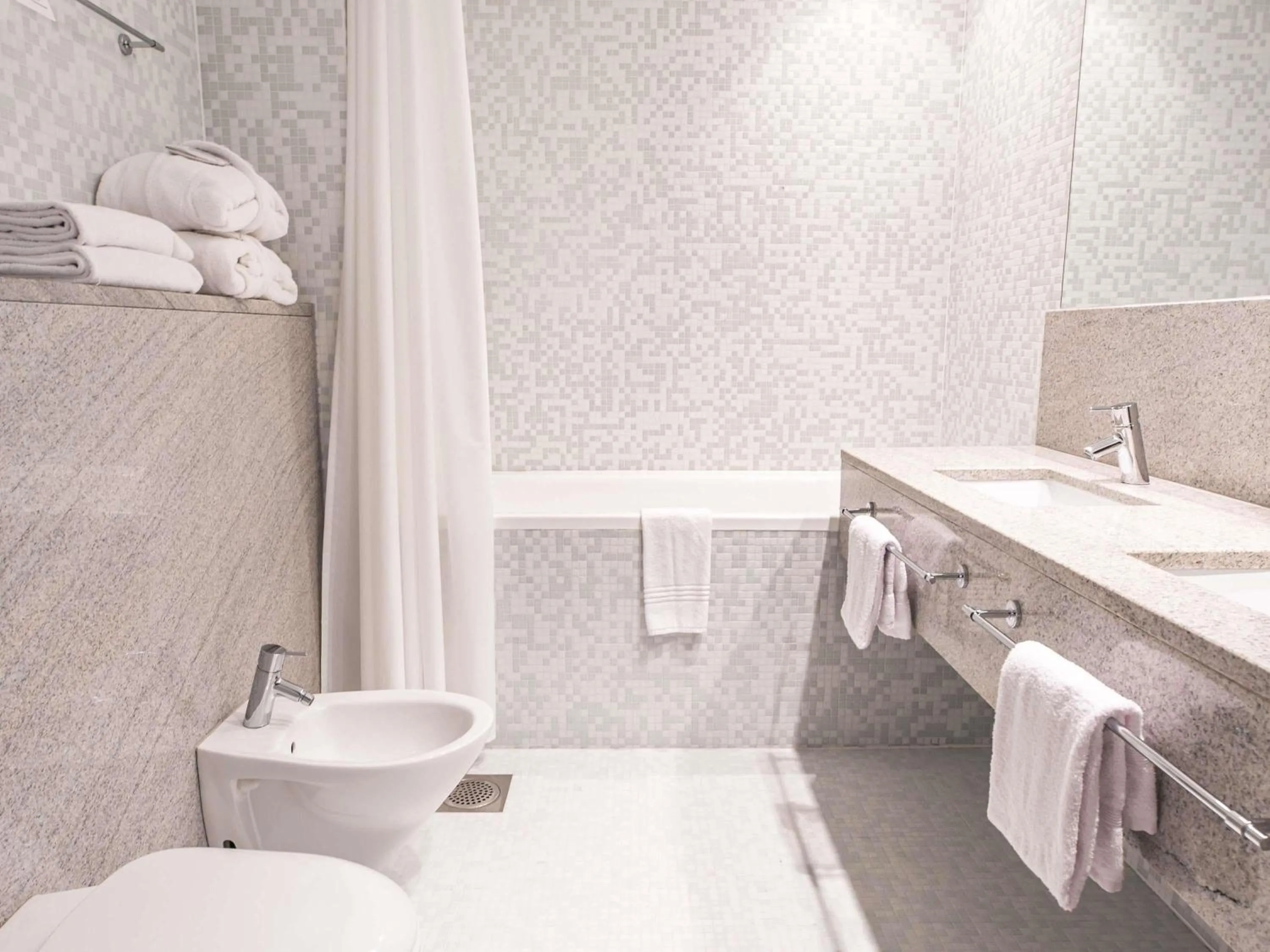 Bedroom in Mercure Tallinn