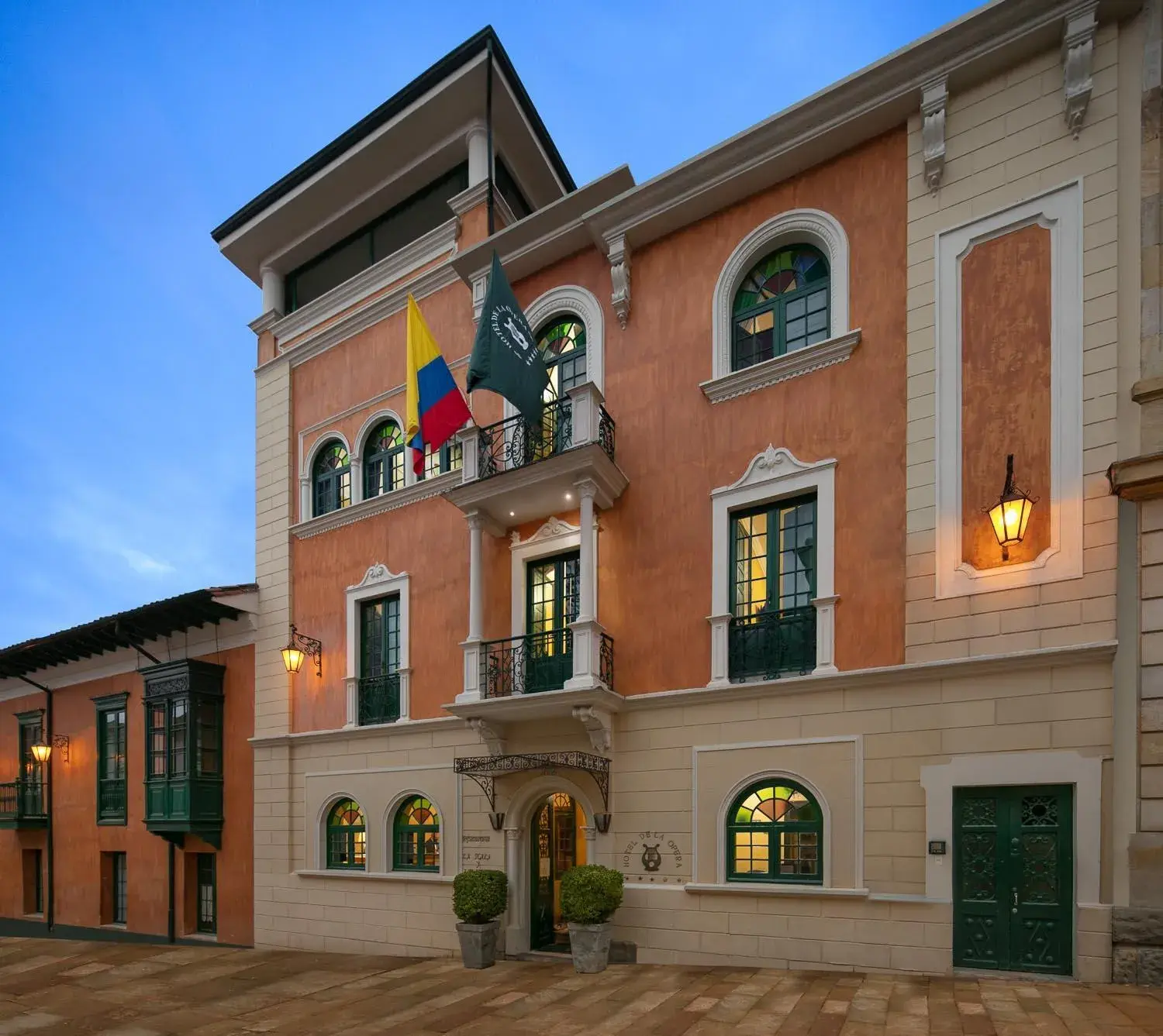 Property building in Hotel De La Opera Property building in Hotel De La Opera