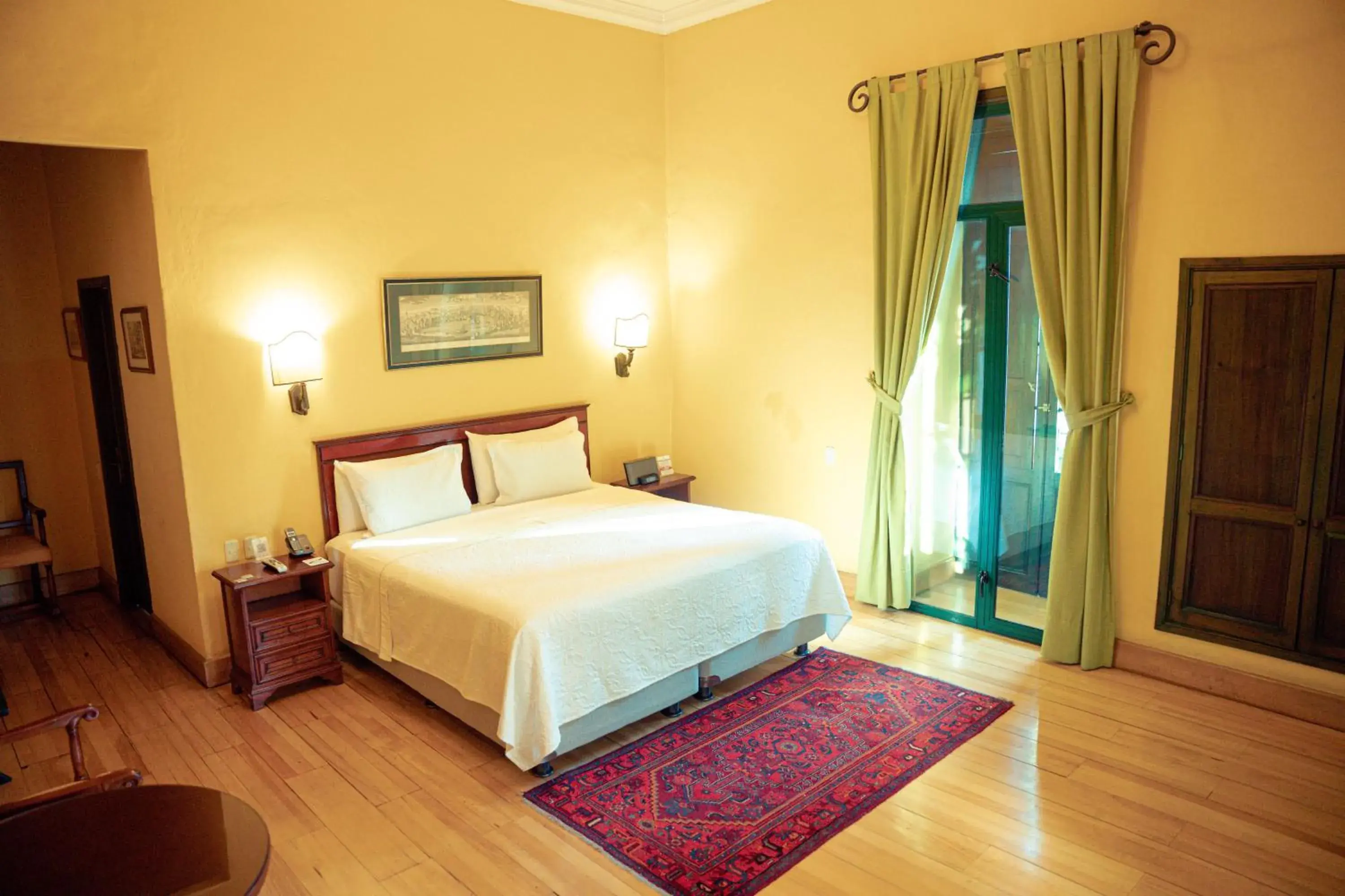 Property building, Bed in Hotel De La Opera Property building, Bed in Hotel De La Opera