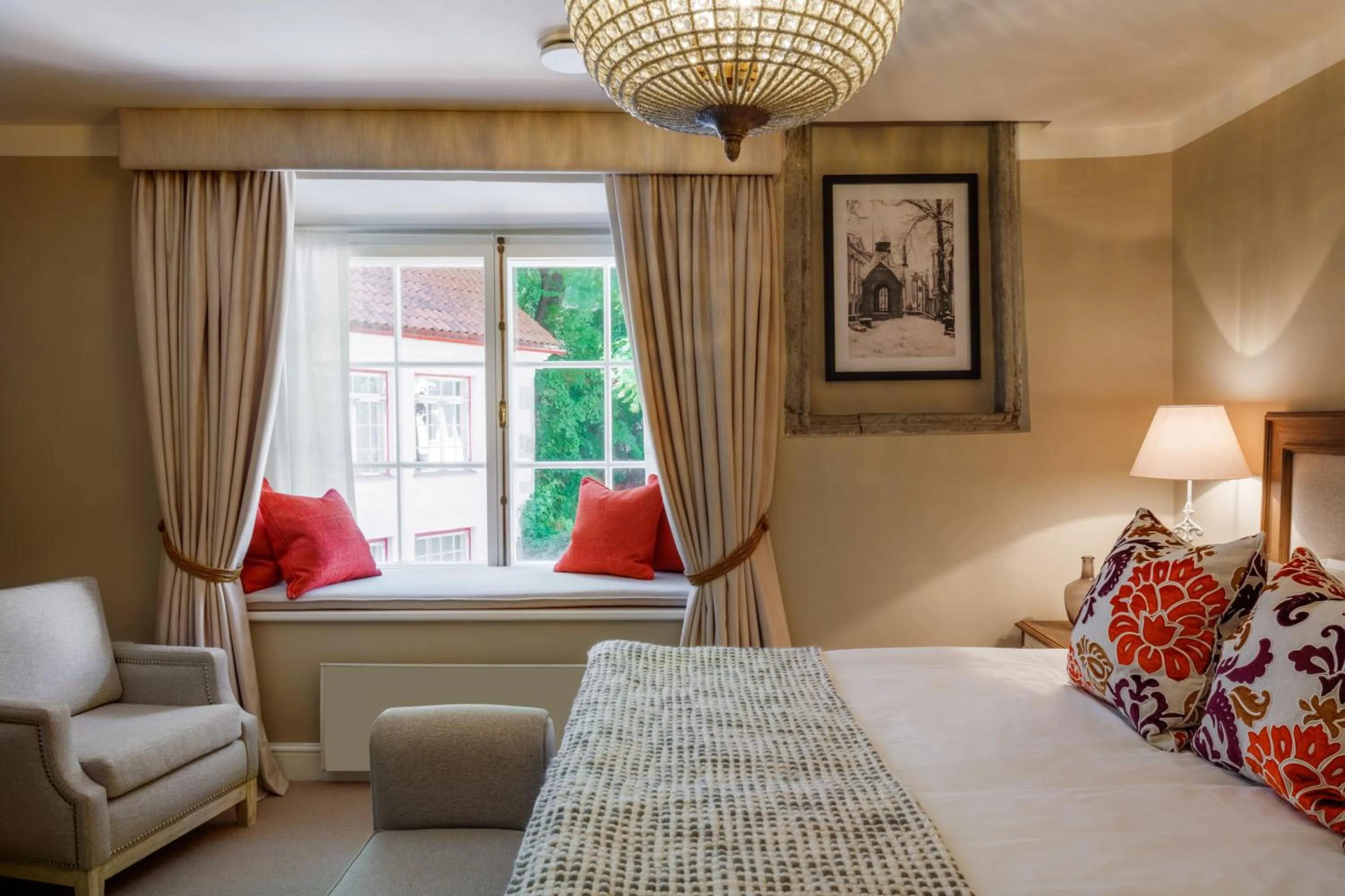 Photo of the whole room, Bed in Schlössle Hotel - Small Luxury Hotels of the World