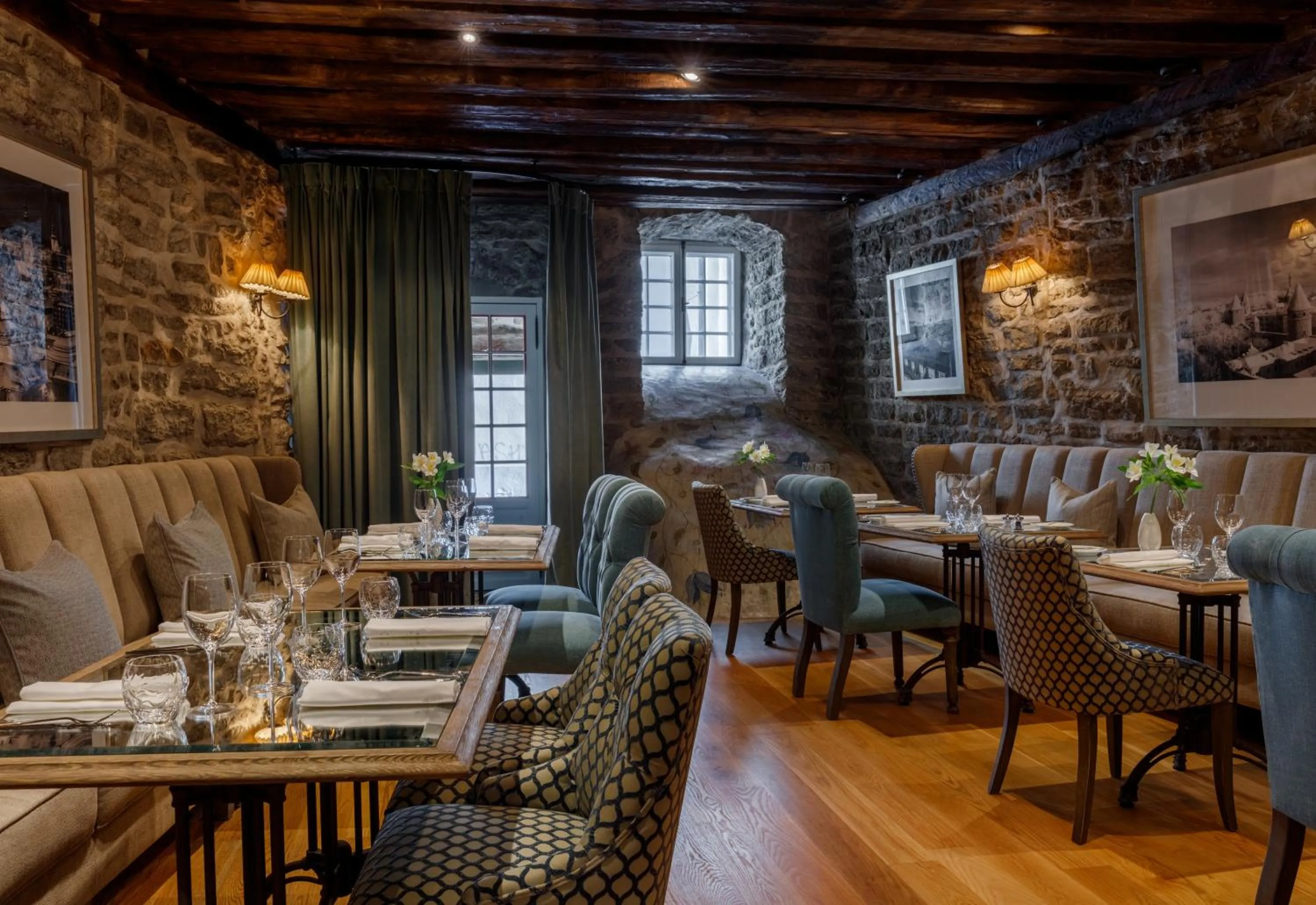 Restaurant/places to eat in Schlössle Hotel - Small Luxury Hotels of the World