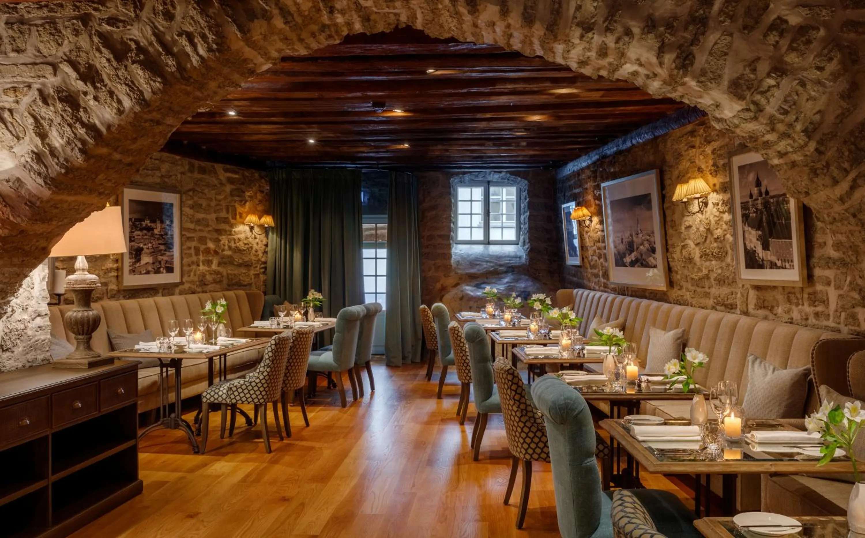 Restaurant/places to eat in Schlössle Hotel - Small Luxury Hotels of the World