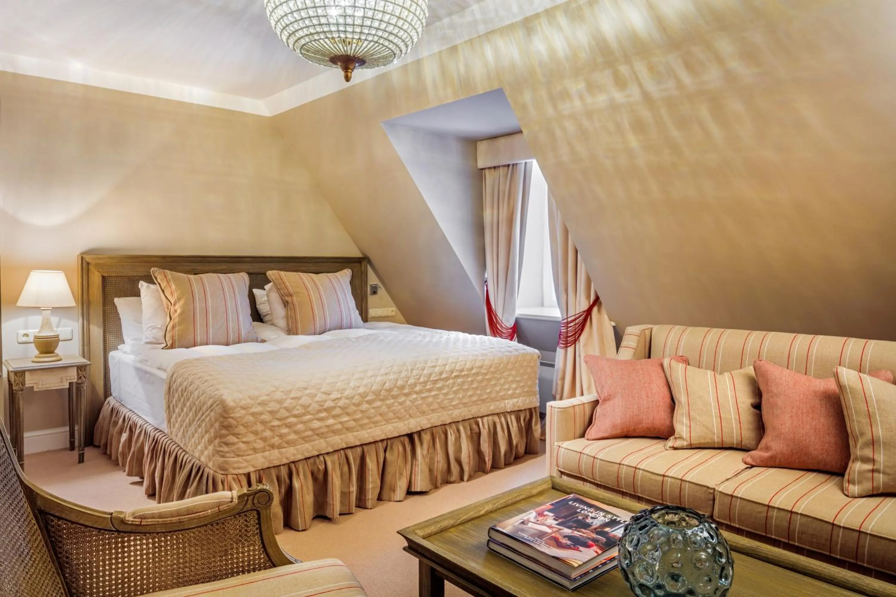 Photo of the whole room, Bed in Schlössle Hotel - Small Luxury Hotels of the World