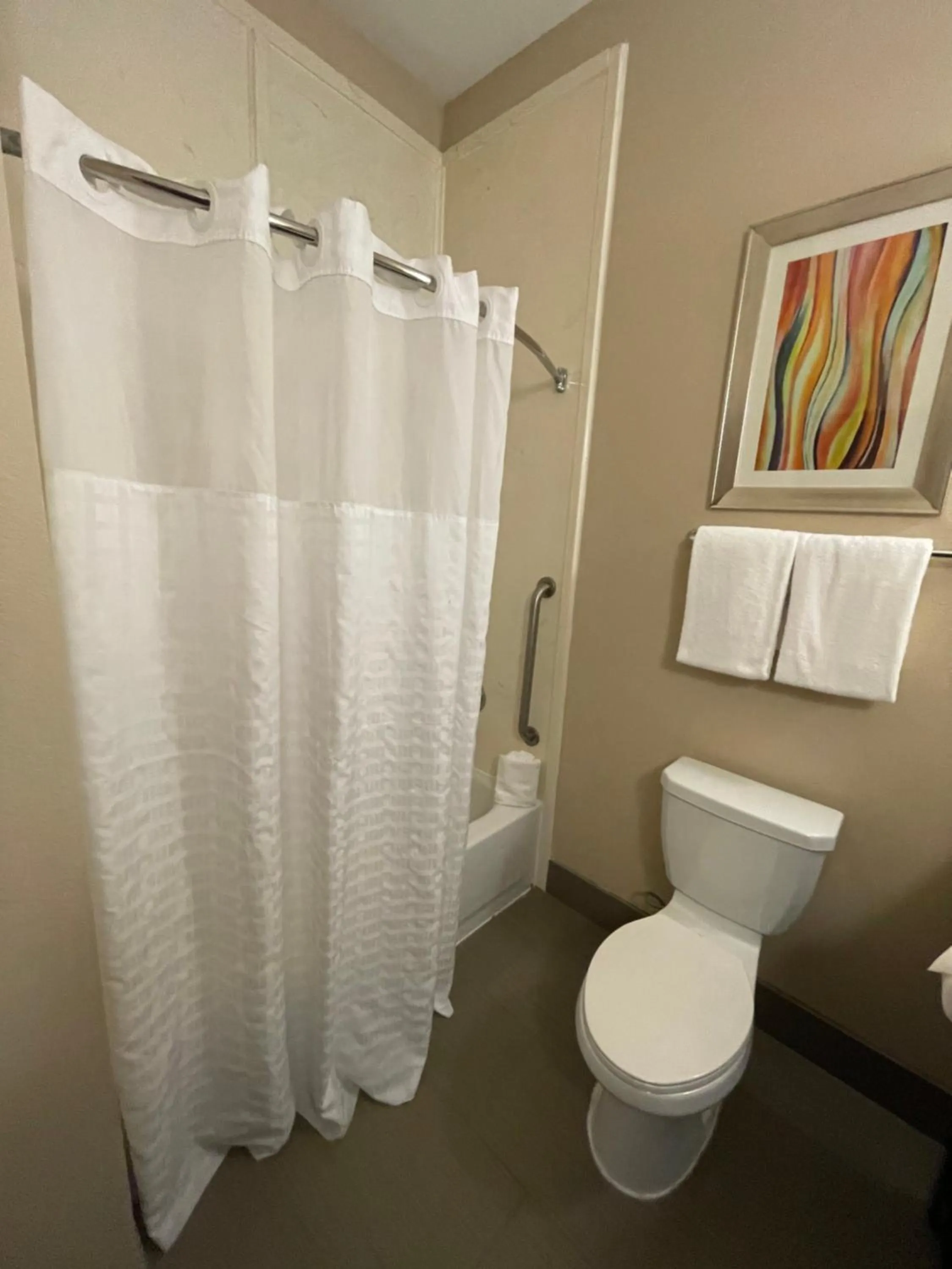 Bathroom in Comfort Suites Houston West at Clay Road
