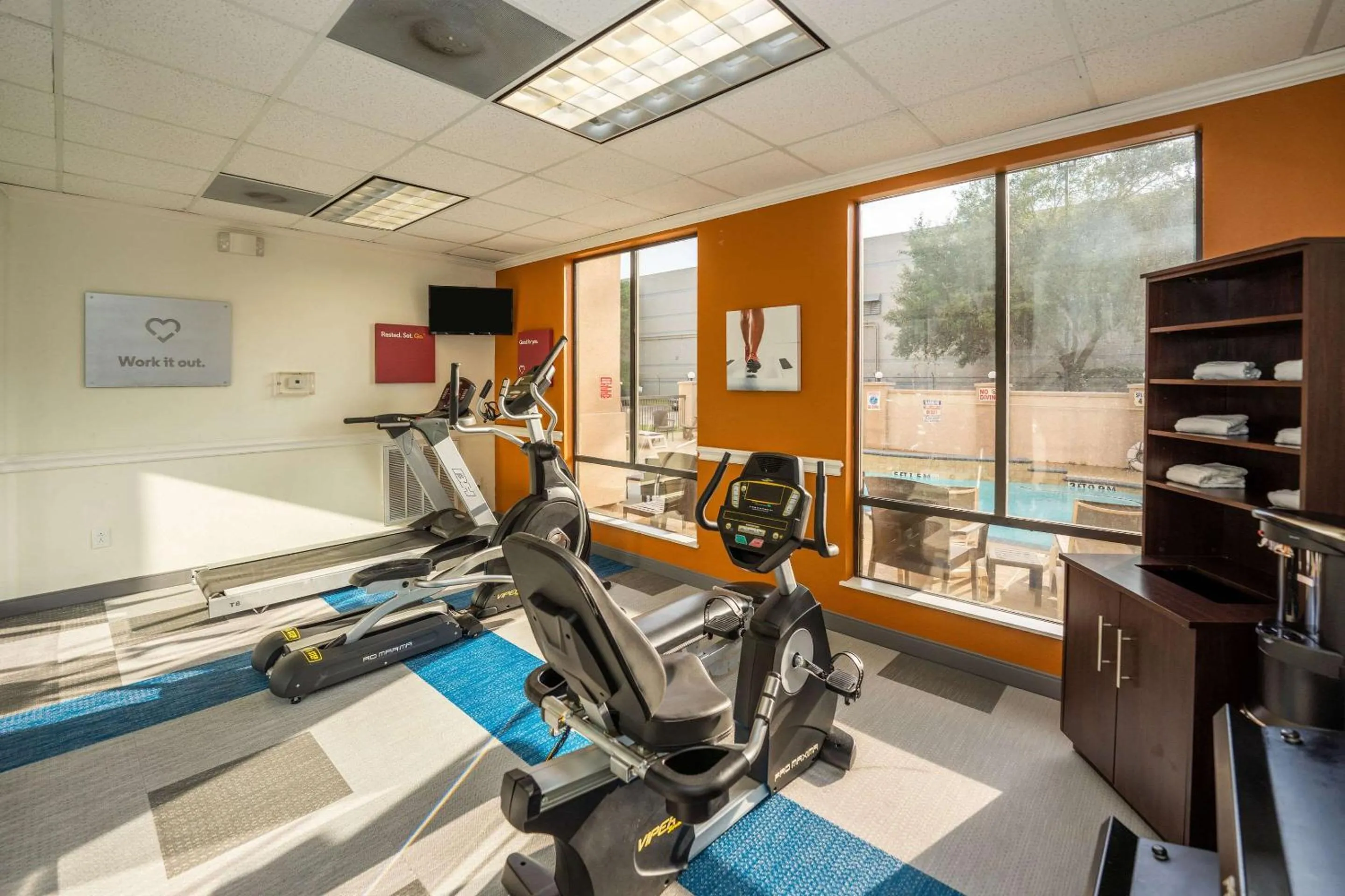 Spa and wellness centre/facilities in Comfort Suites Houston West at Clay Road