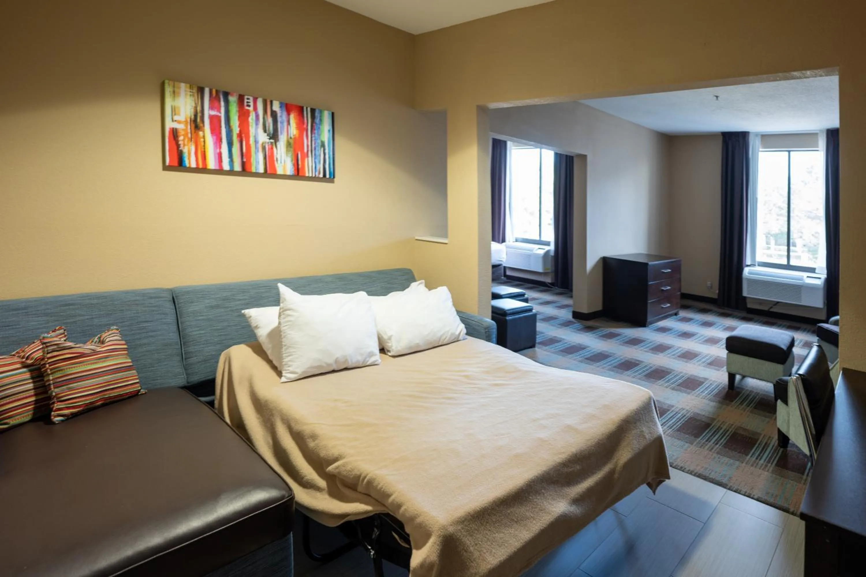 Bed in Comfort Suites Houston West at Clay Road