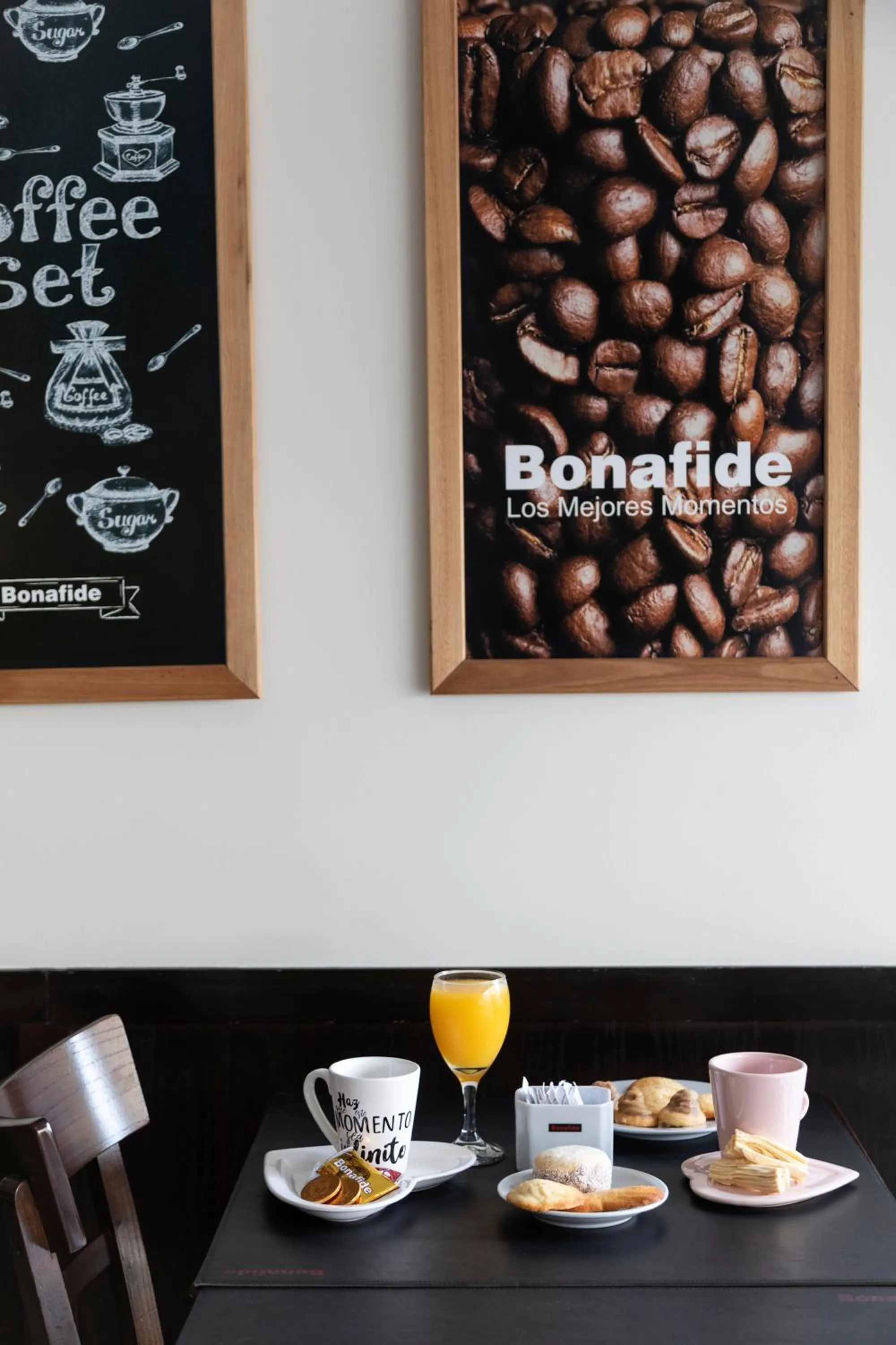 Restaurant/places to eat in Hotel Boutique Devoto