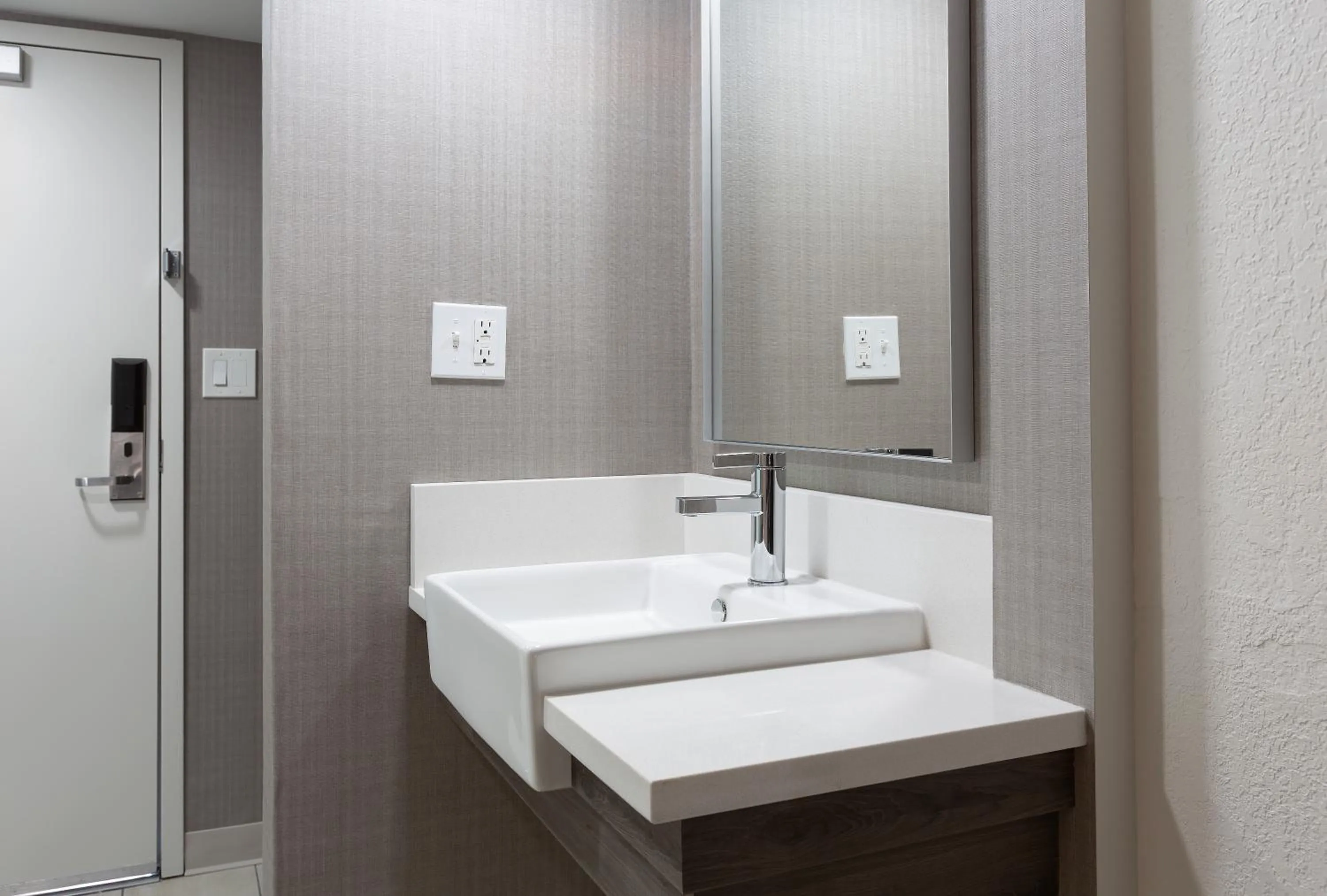Bathroom in Captain's Quarters Resort