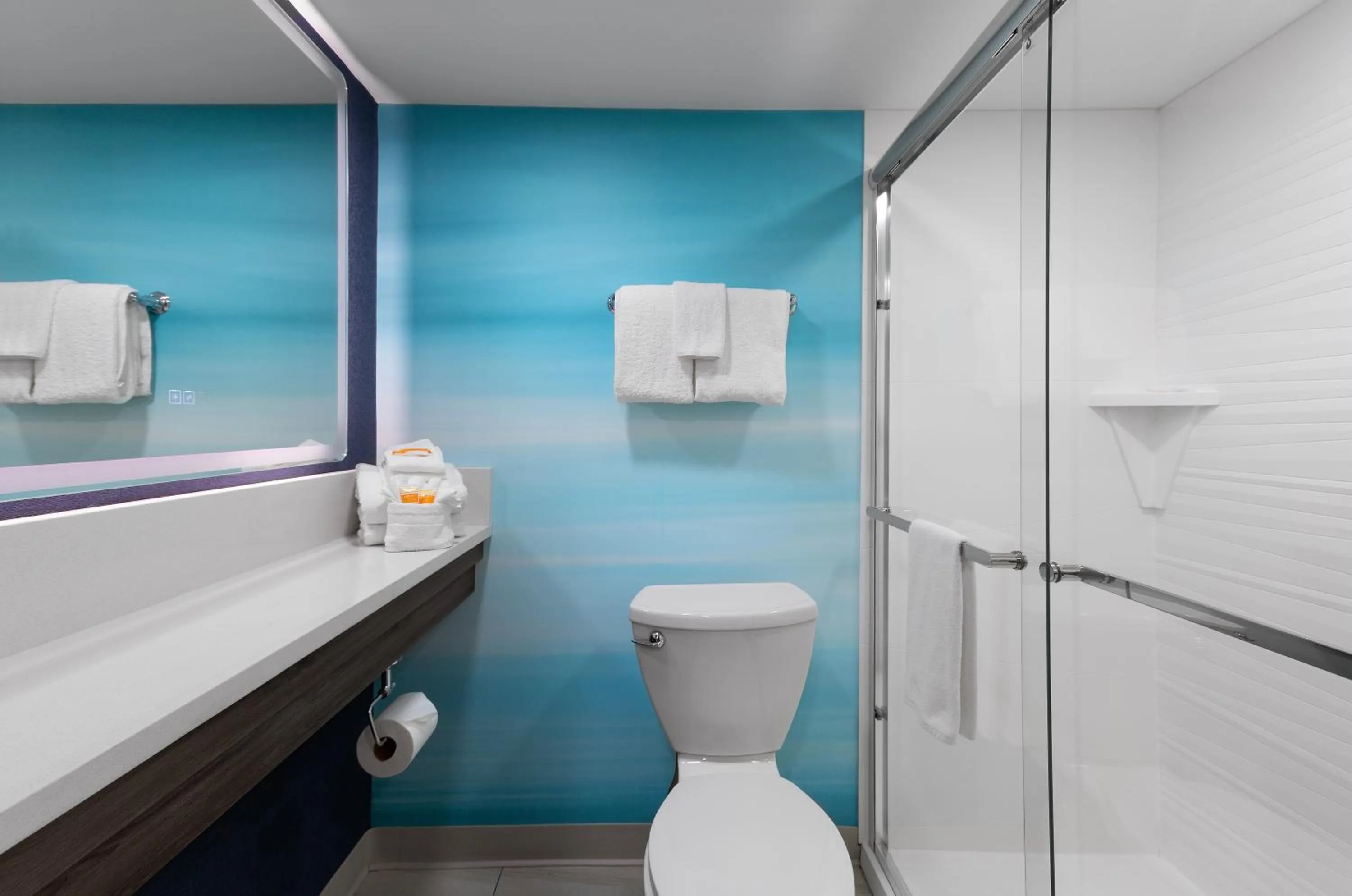 Bathroom in Captain's Quarters Resort