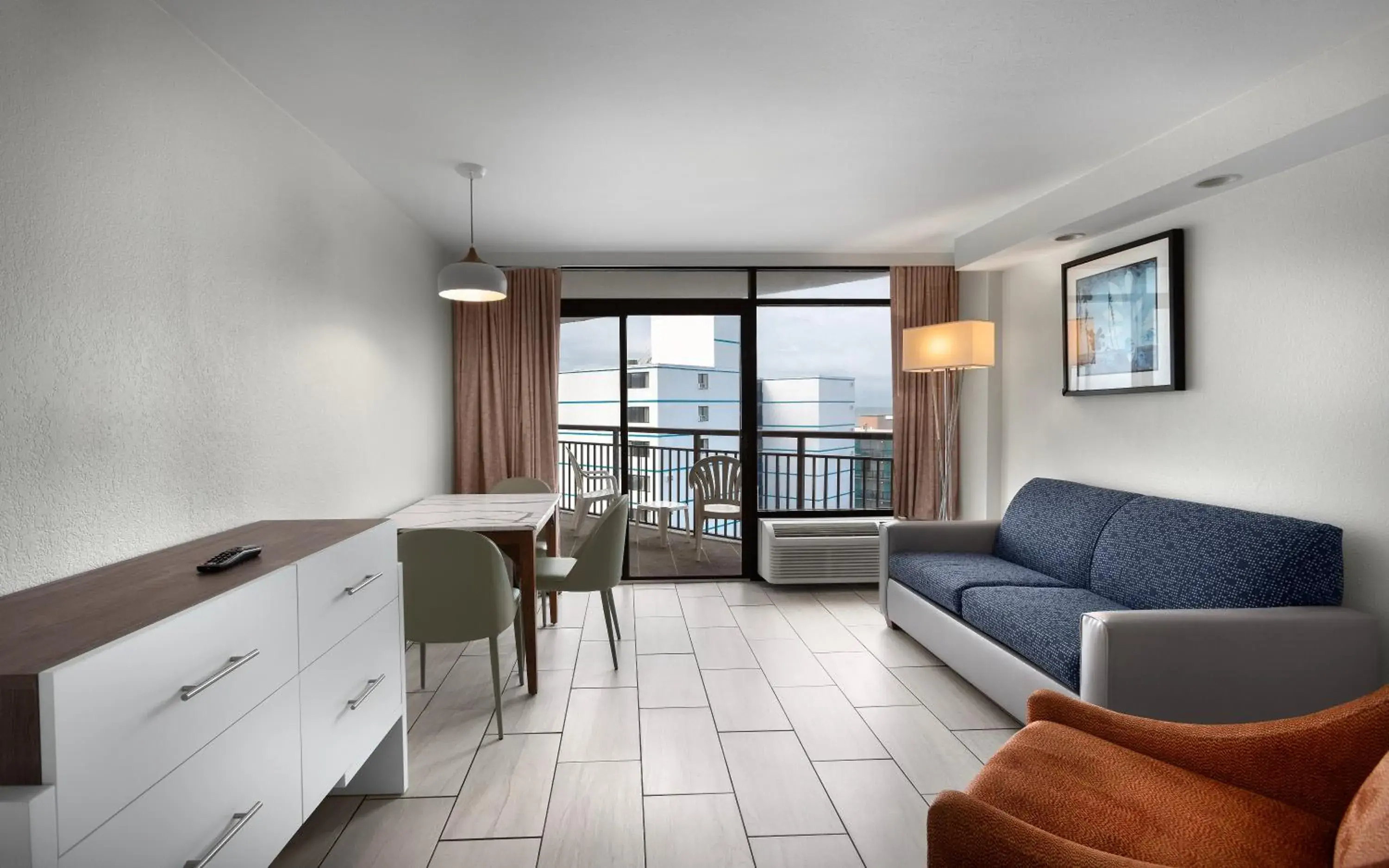 Double Suite with Partial Ocean View in Captain's Quarters Resort Double Suite with Partial Ocean View in Captain's Quarters Resort