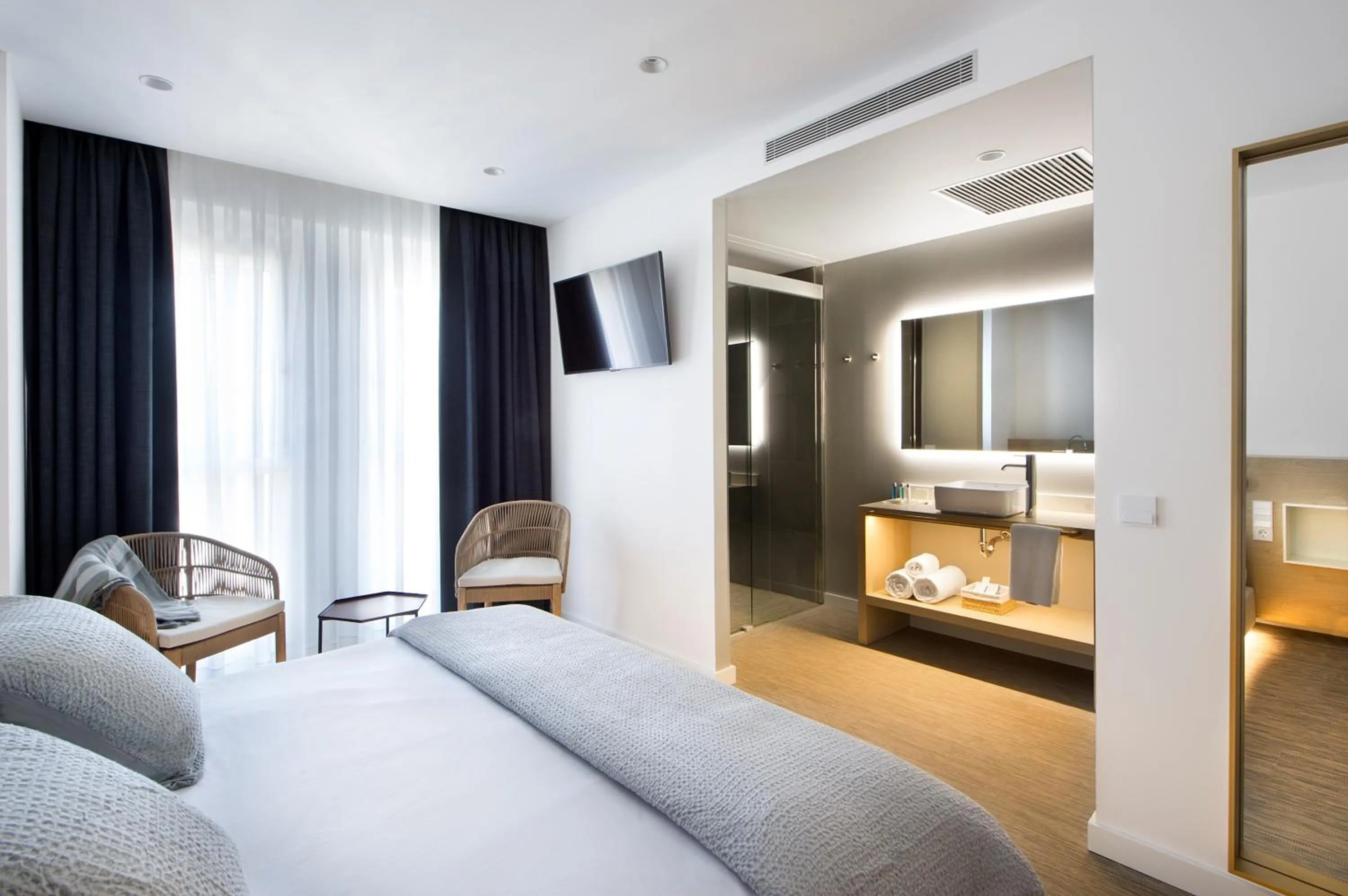 Photo of the whole room, Bed in Hotel Boutique dONNA