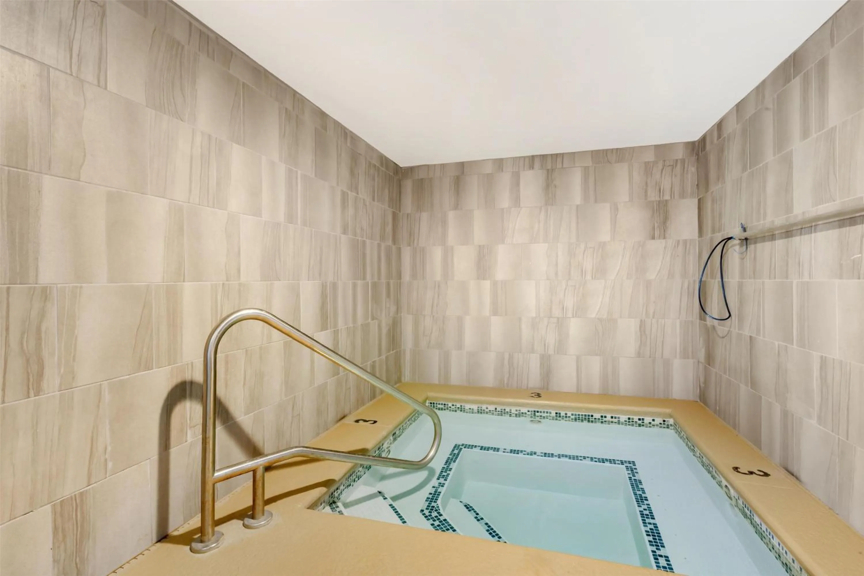 Photo of the whole room in Best Western InnSuites Tucson Foothills Hotel & Suites