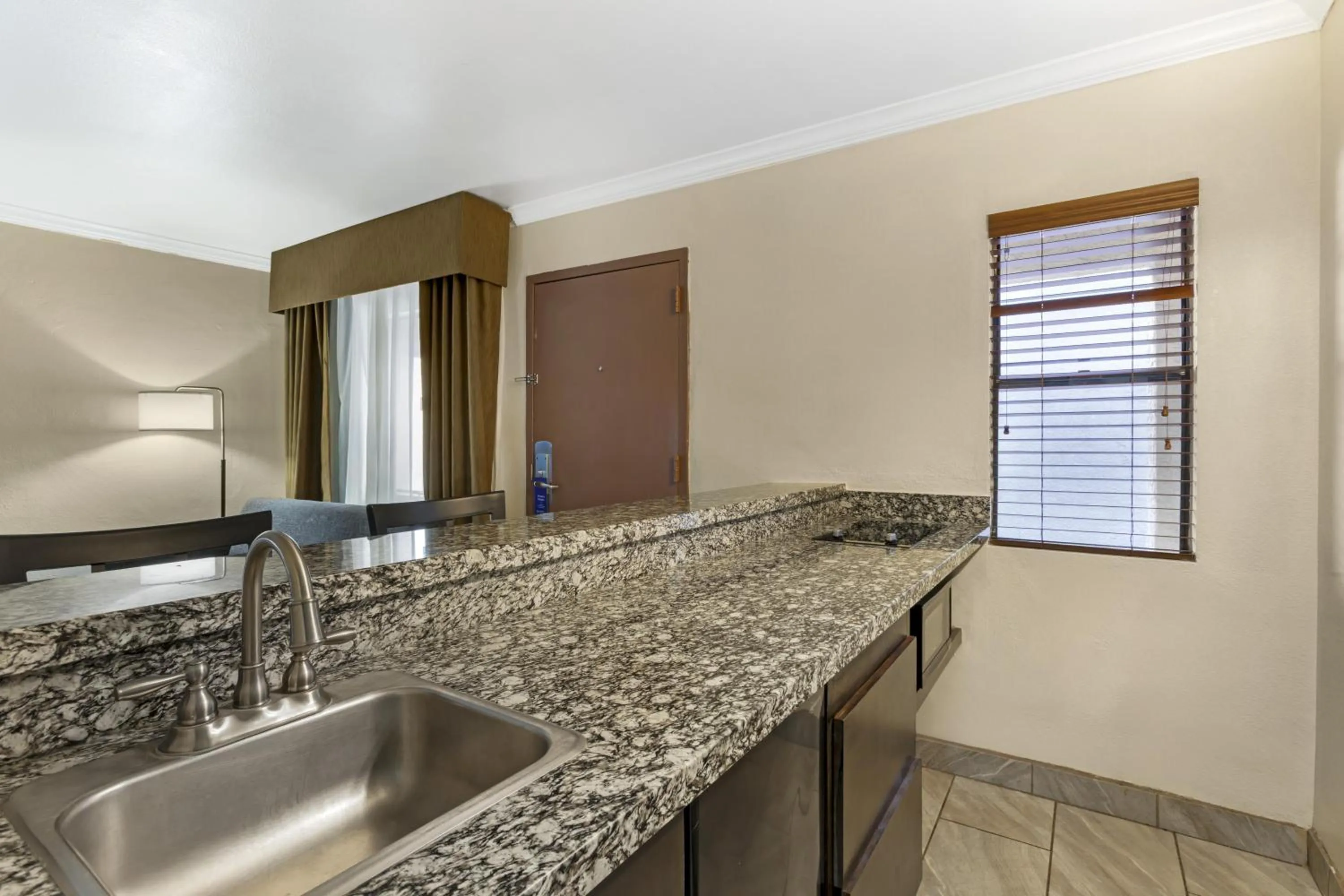 Photo of the whole room in Best Western InnSuites Tucson Foothills Hotel & Suites