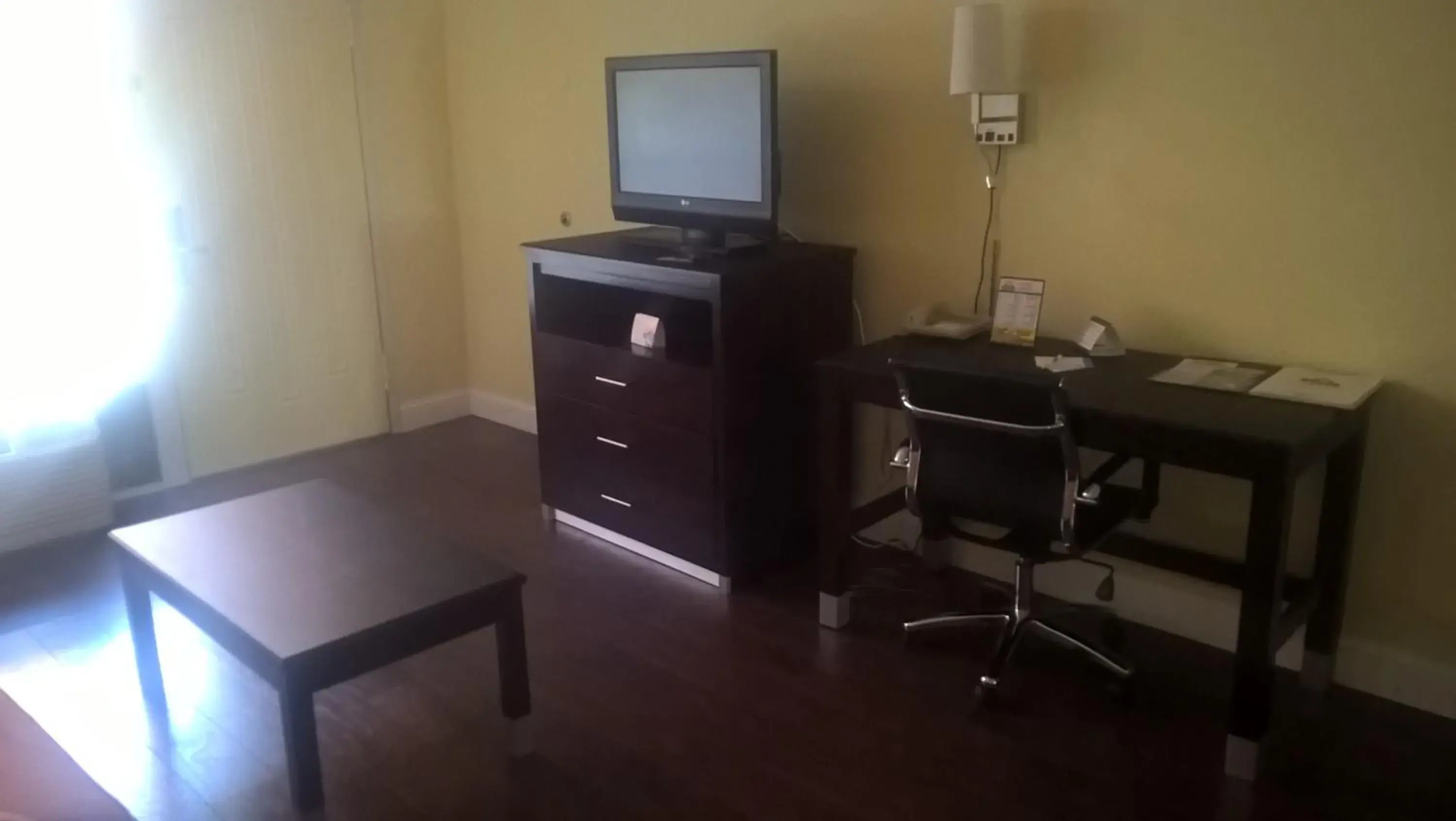 2 Queen Beds, Non-Smoking in Days Inn & Suites by Wyndham Port Richey 2 Queen Beds, Non-Smoking in Days Inn & Suites by Wyndham Port Richey