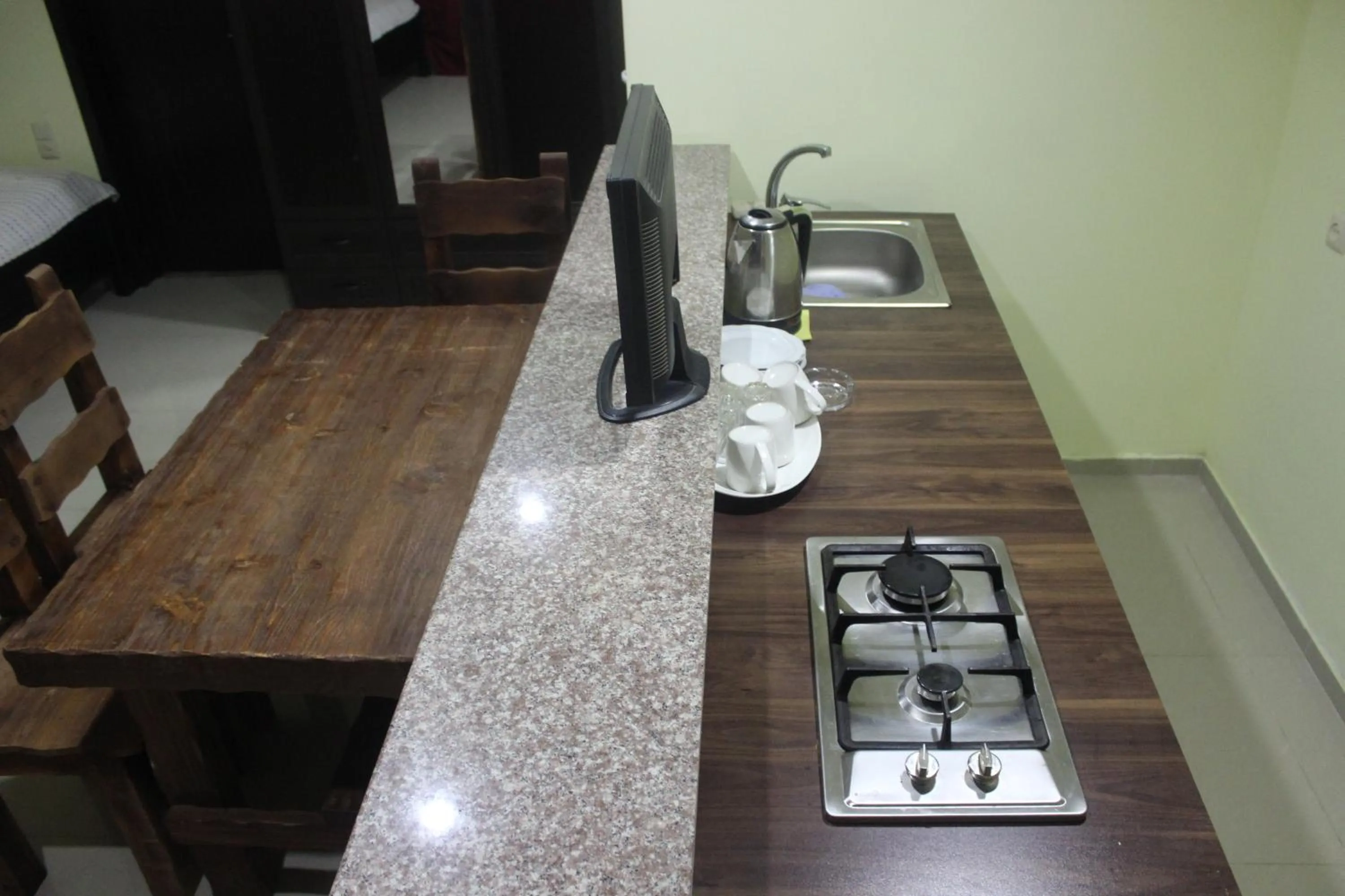 Kitchen or kitchenette in Hotel Ureki