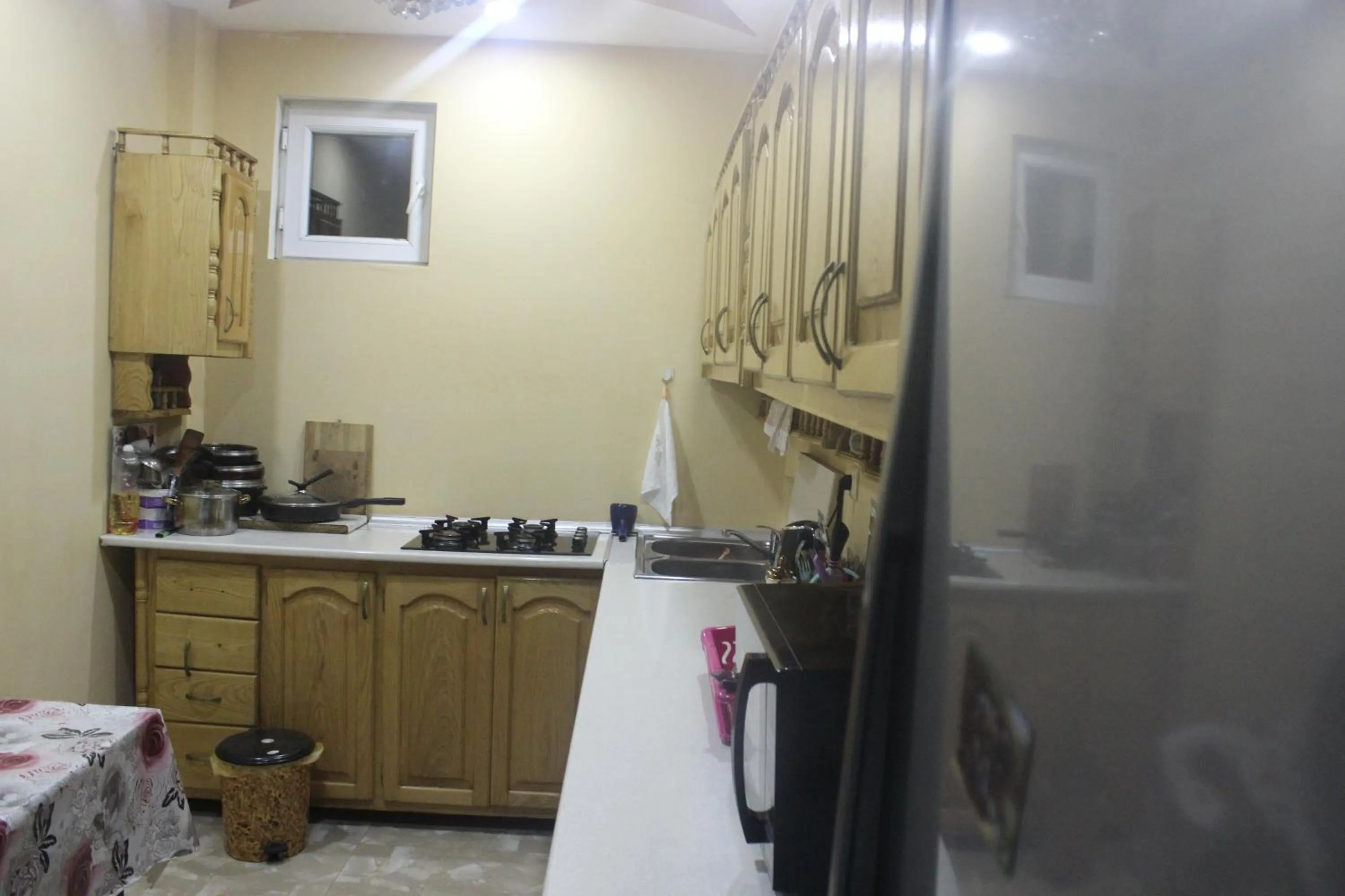 Communal kitchen in Hotel Ureki