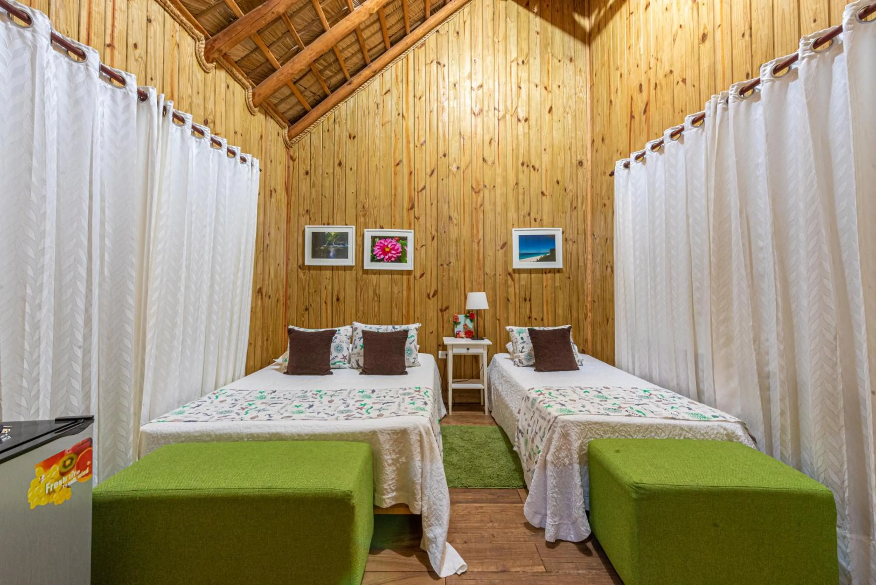 Bed in Vista de Águilas Ecolodge