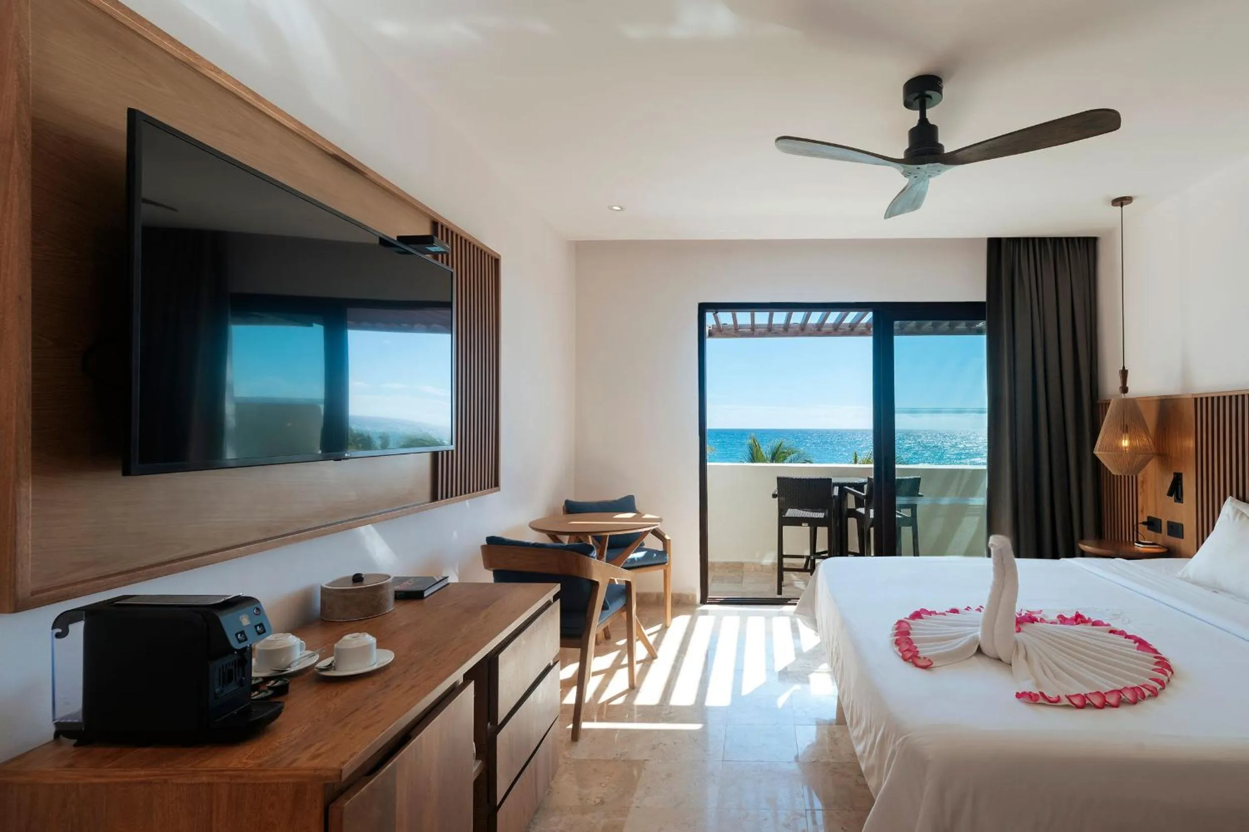 Photo of the whole room, Bed in Akumal Bay Beach & Spa Resort