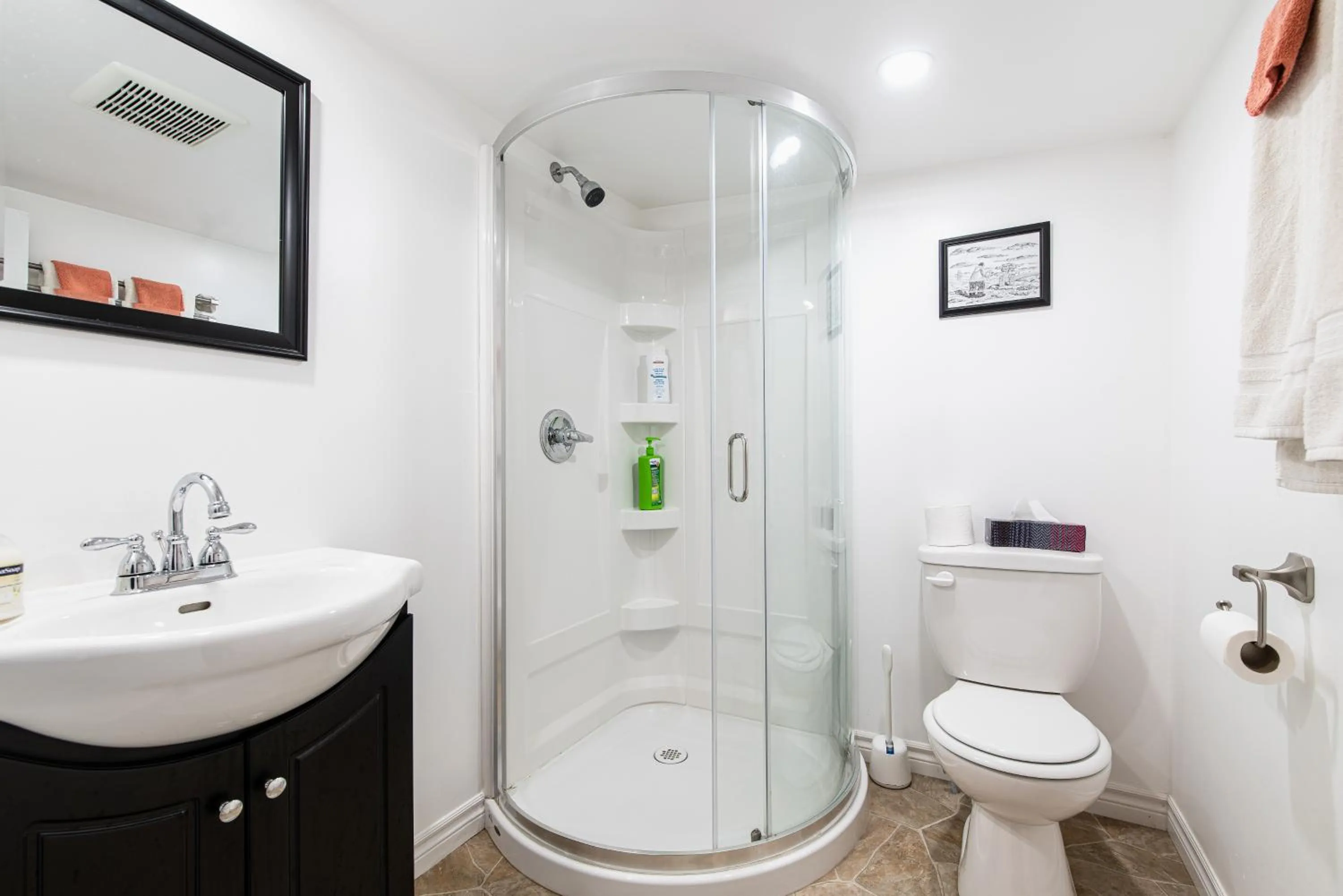 Shower in Out East B&B - Norris Point