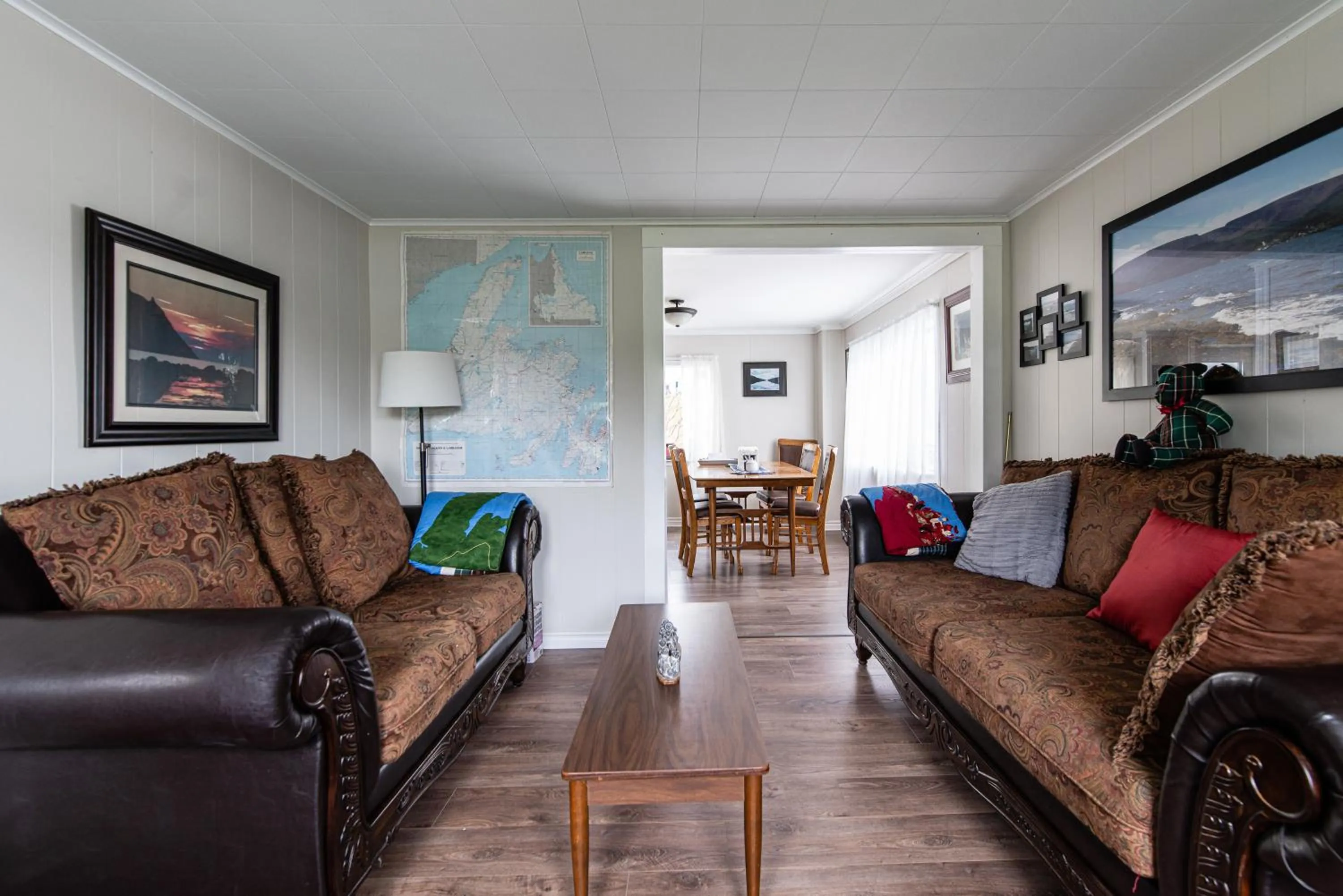 TV and multimedia in Out East B&B - Norris Point