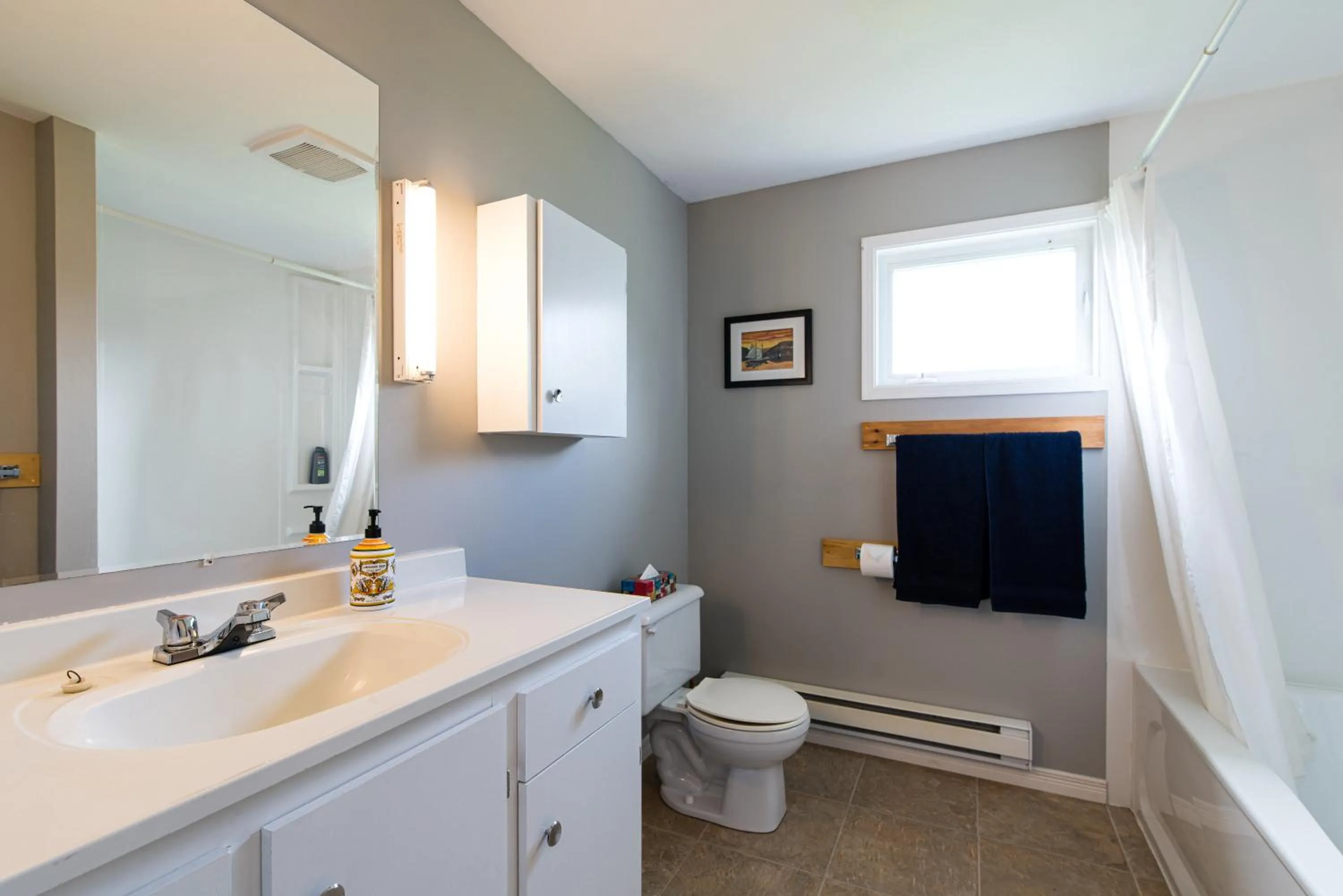 Shower in Out East B&B - Norris Point