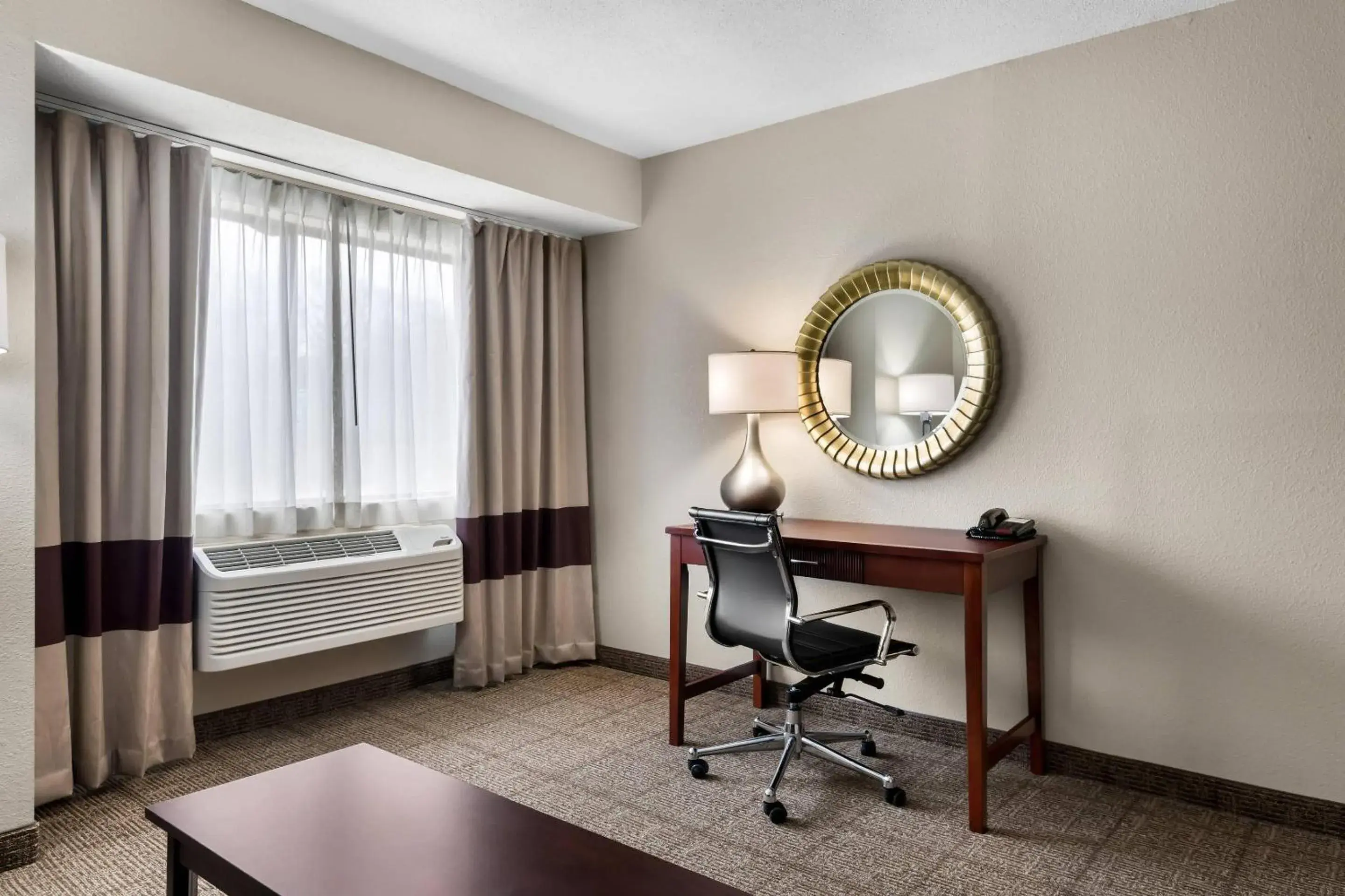 Bedroom, Bed in Comfort Inn & Suites North East Bedroom, Bed in Comfort Inn & Suites North East