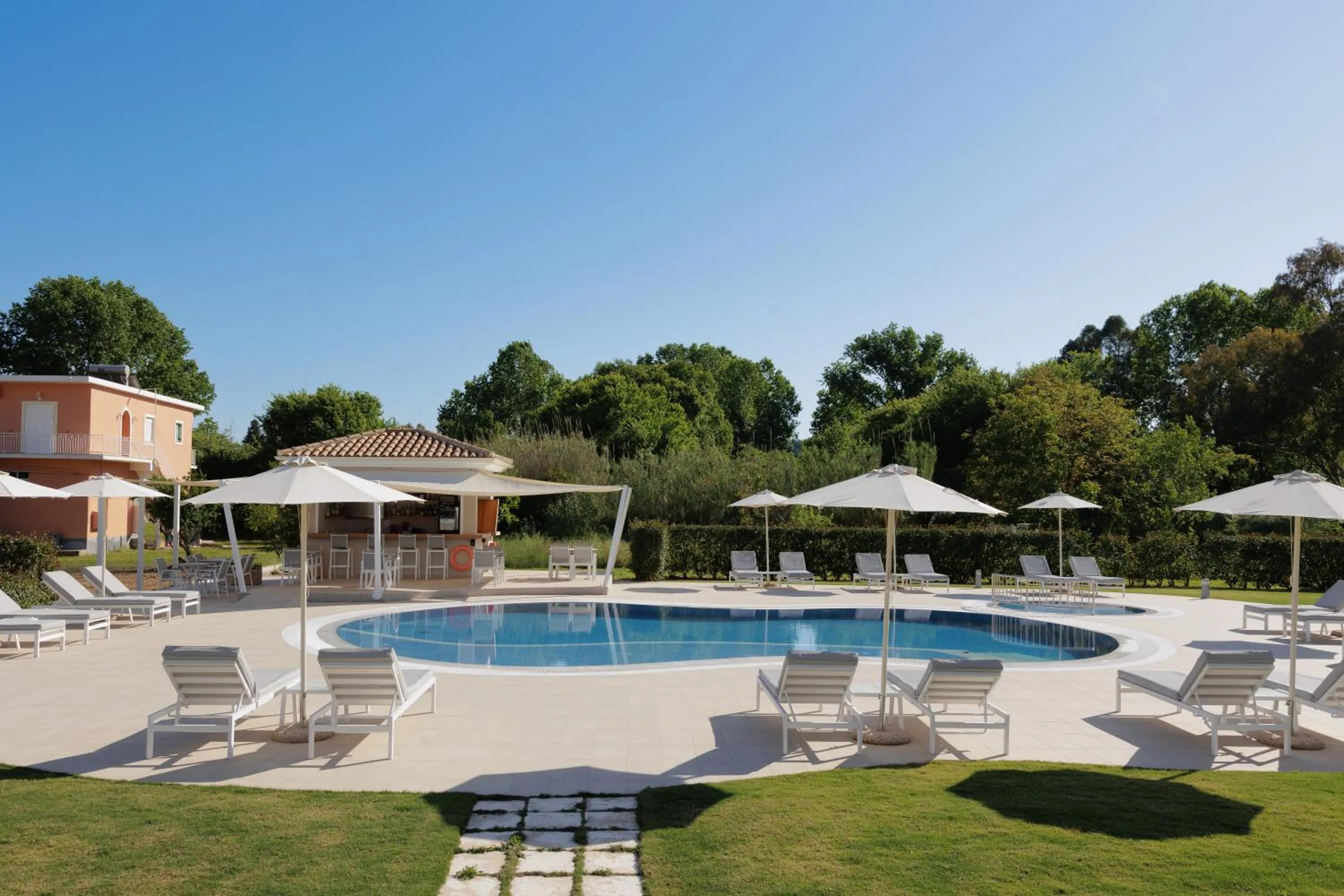 Spring in Santos Luxury Apartments