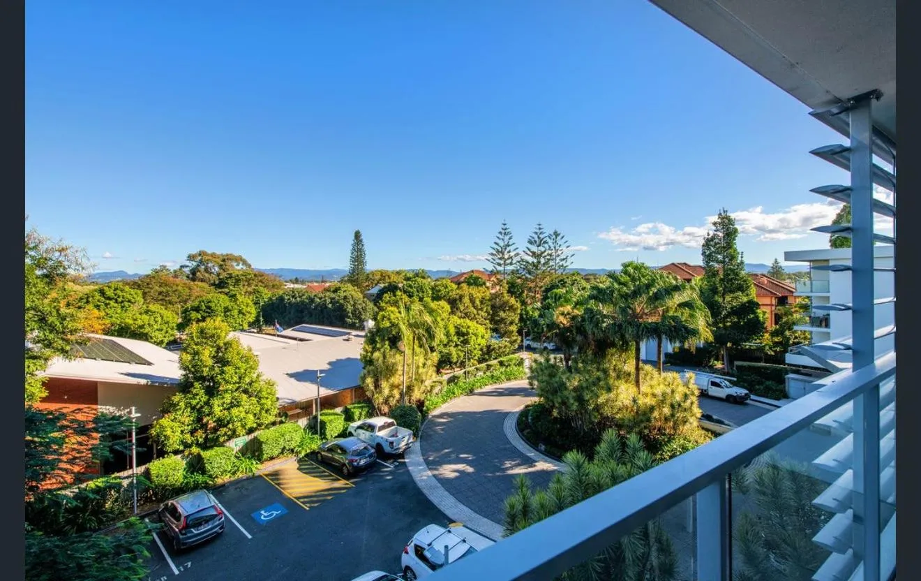 ULTIQA Freshwater Point Resort Broadbeach