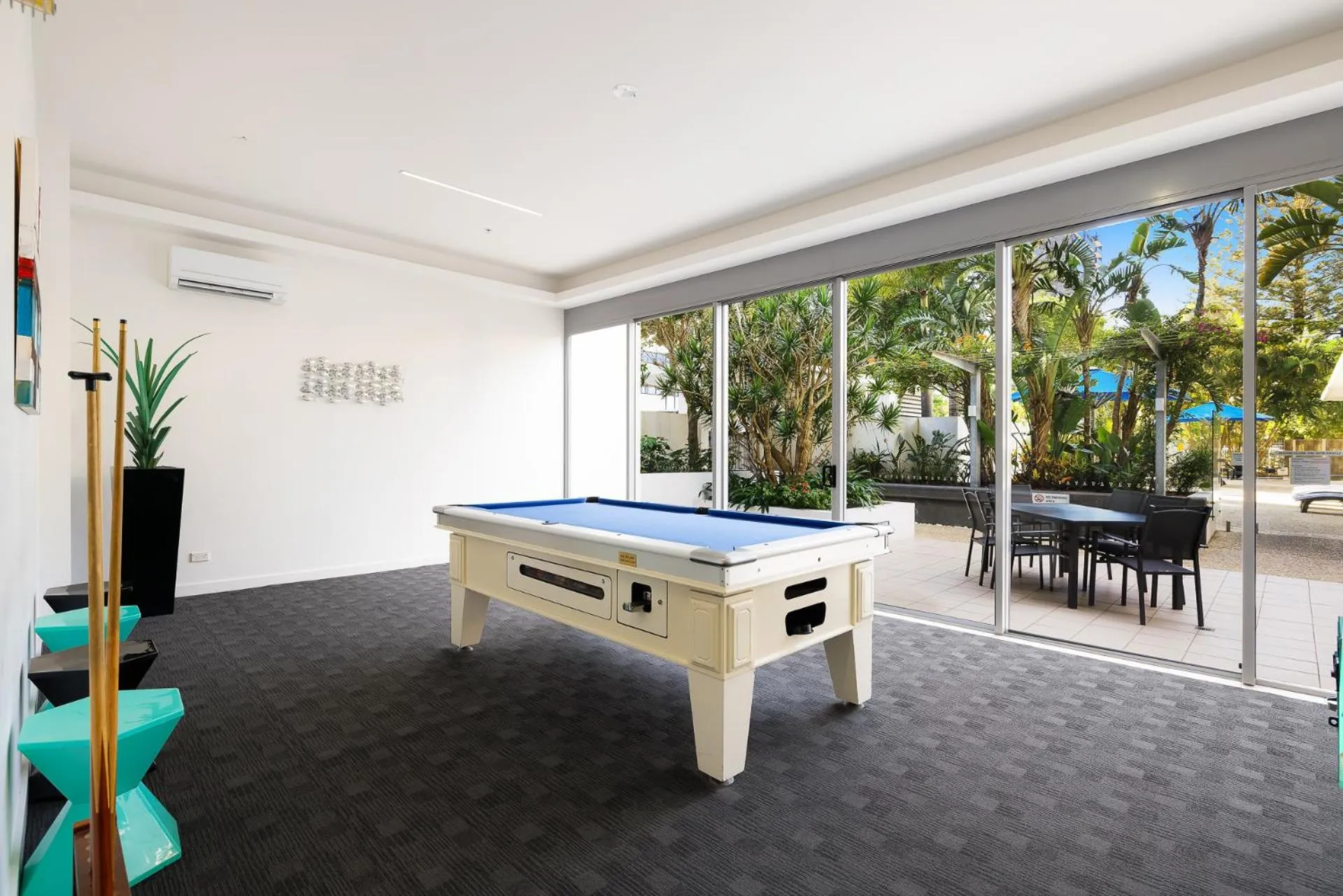 Ocean Pacific Resort - Official