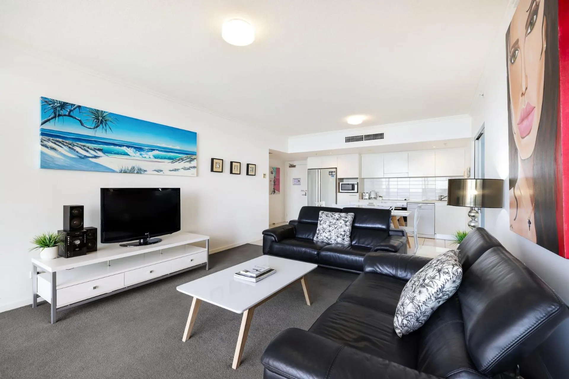 TV and multimedia in Ocean Pacific Resort - Official