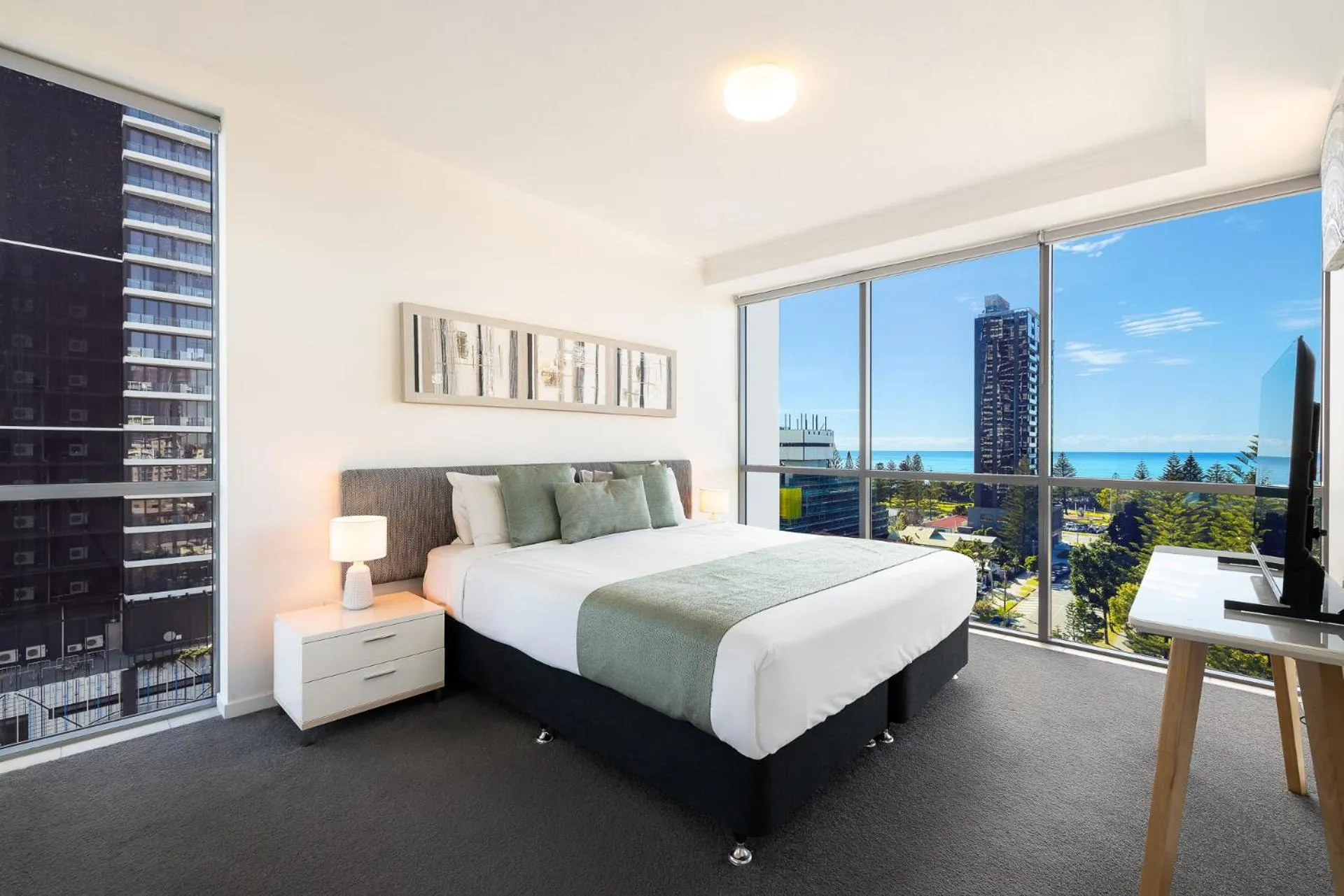 Bed in Ocean Pacific Resort - Official