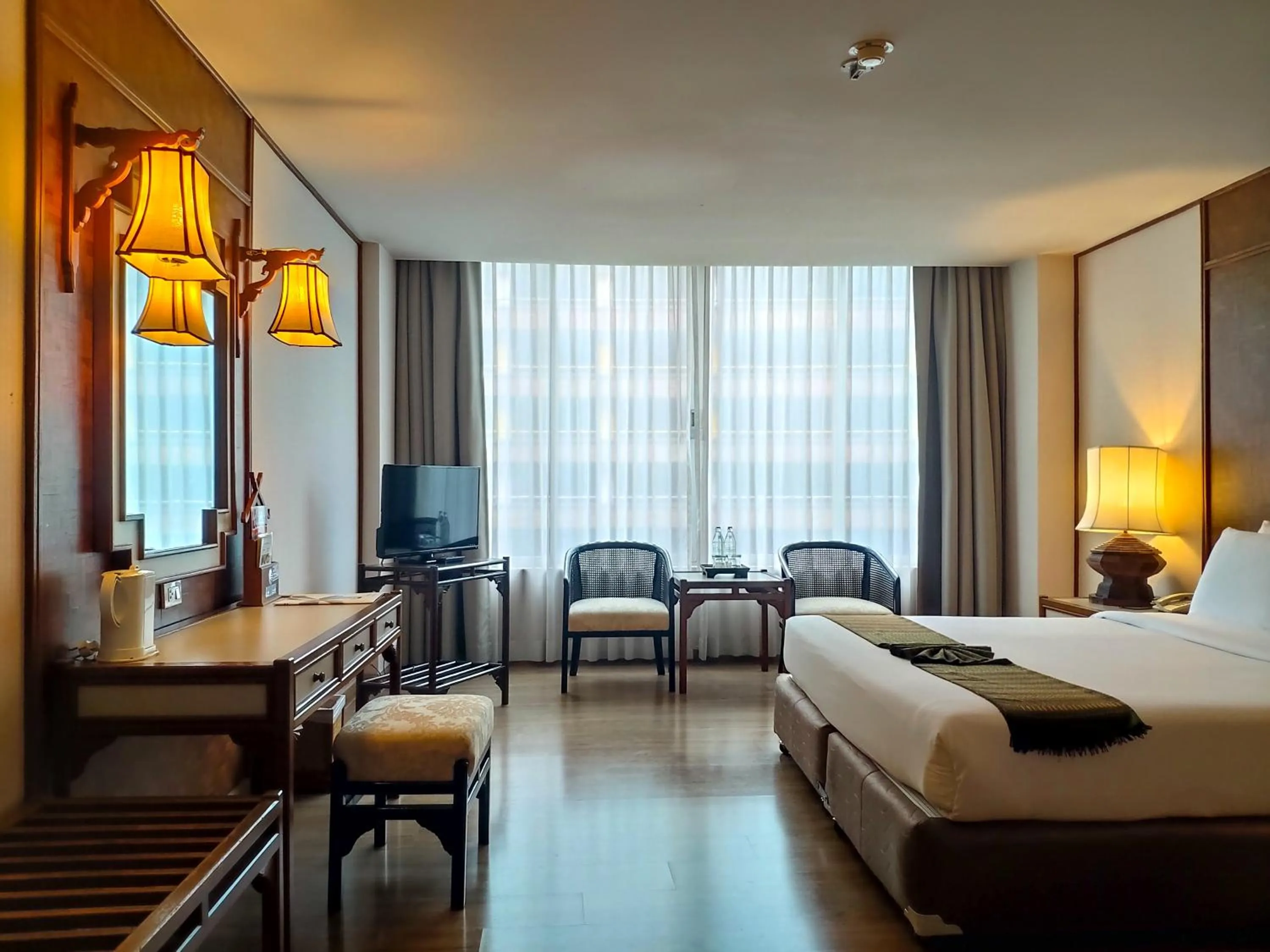 Photo of the whole room, Bed in Chiang Mai Orchid Hotel