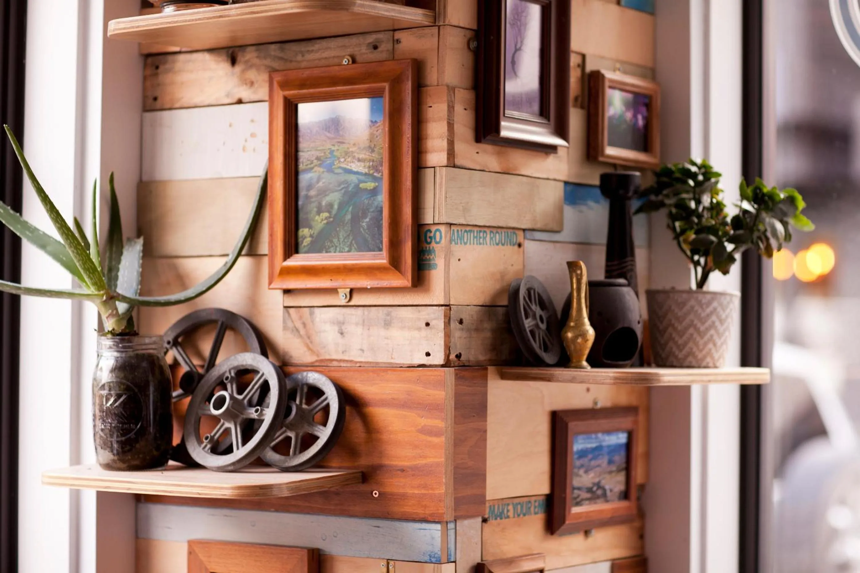 Lobby or reception in Absoloot Hostel Queenstown